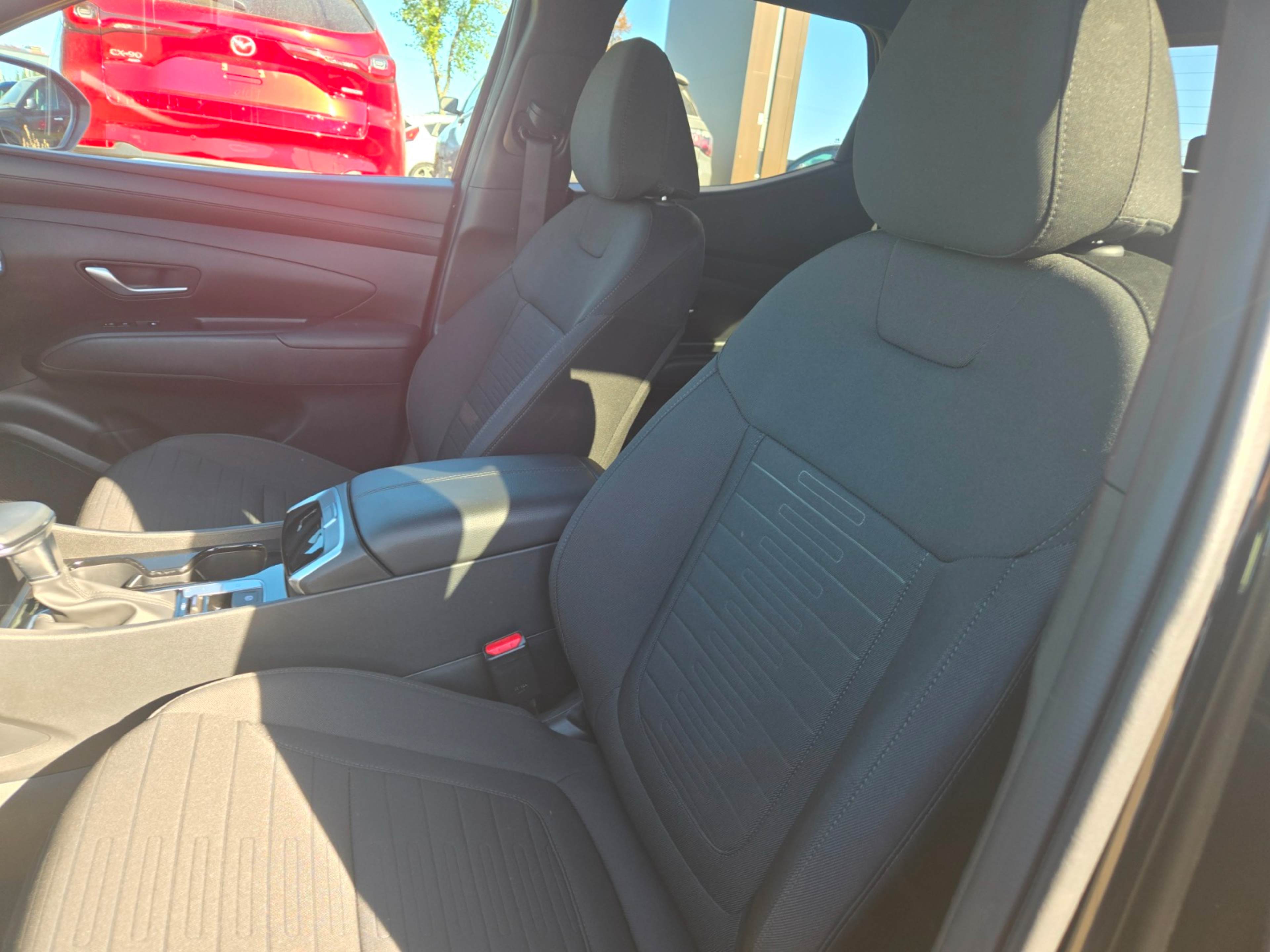 2025 Hyundai Santa Cruz SEL Activity photo 3