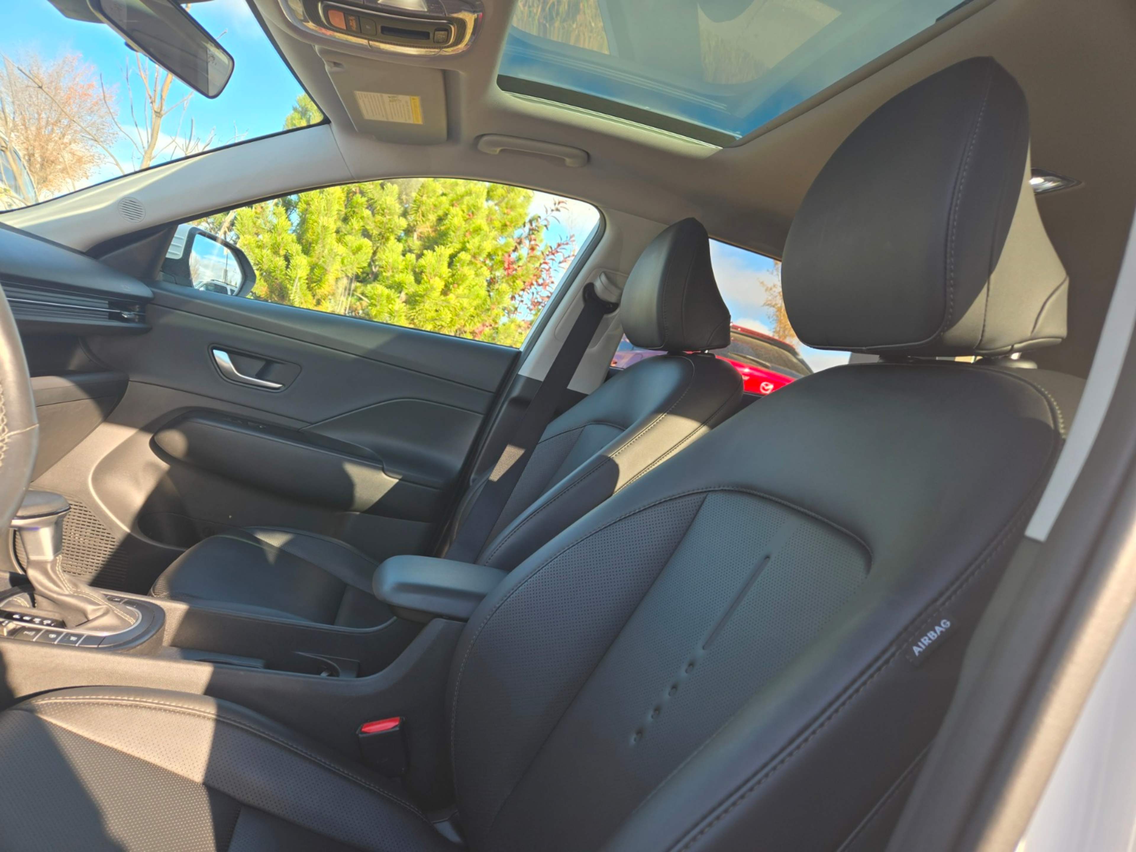 2024 Hyundai Kona SEL photo 3