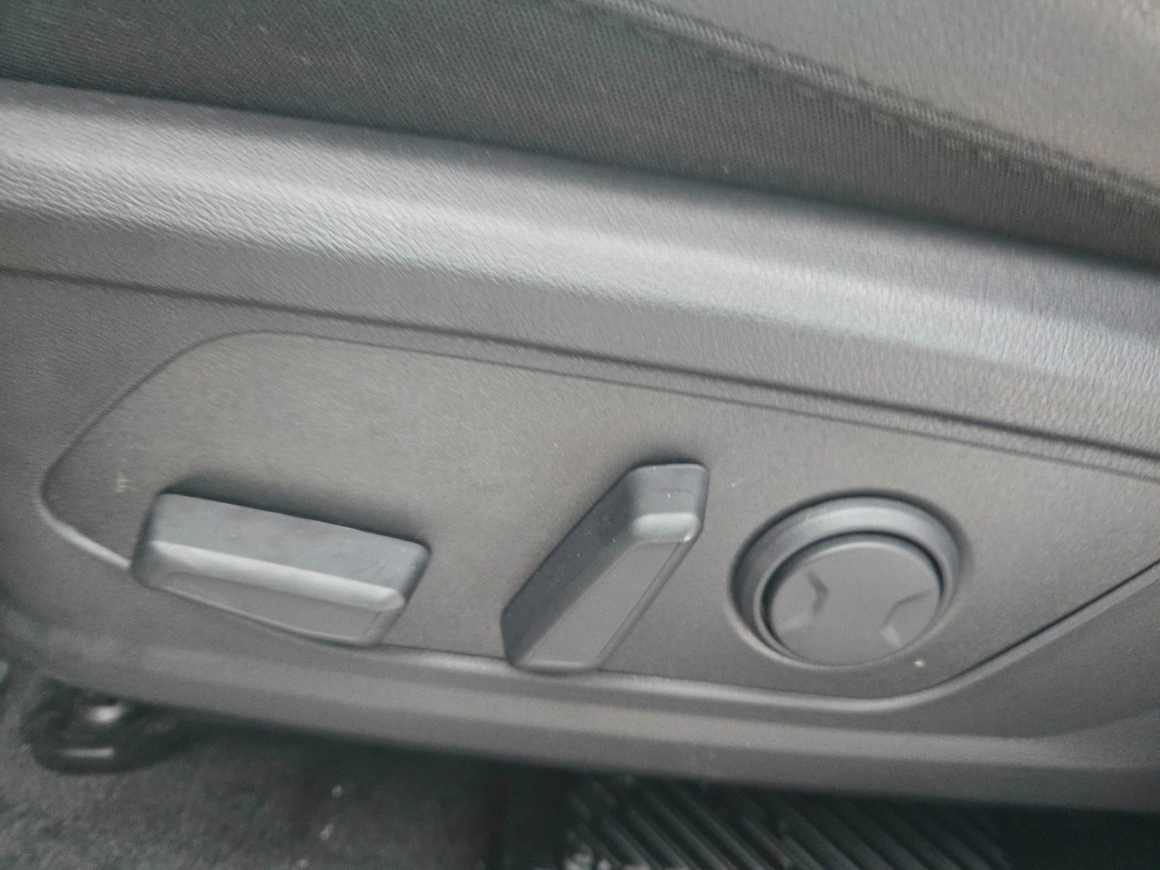 2025 Hyundai Tucson Hybrid N Line photo 4