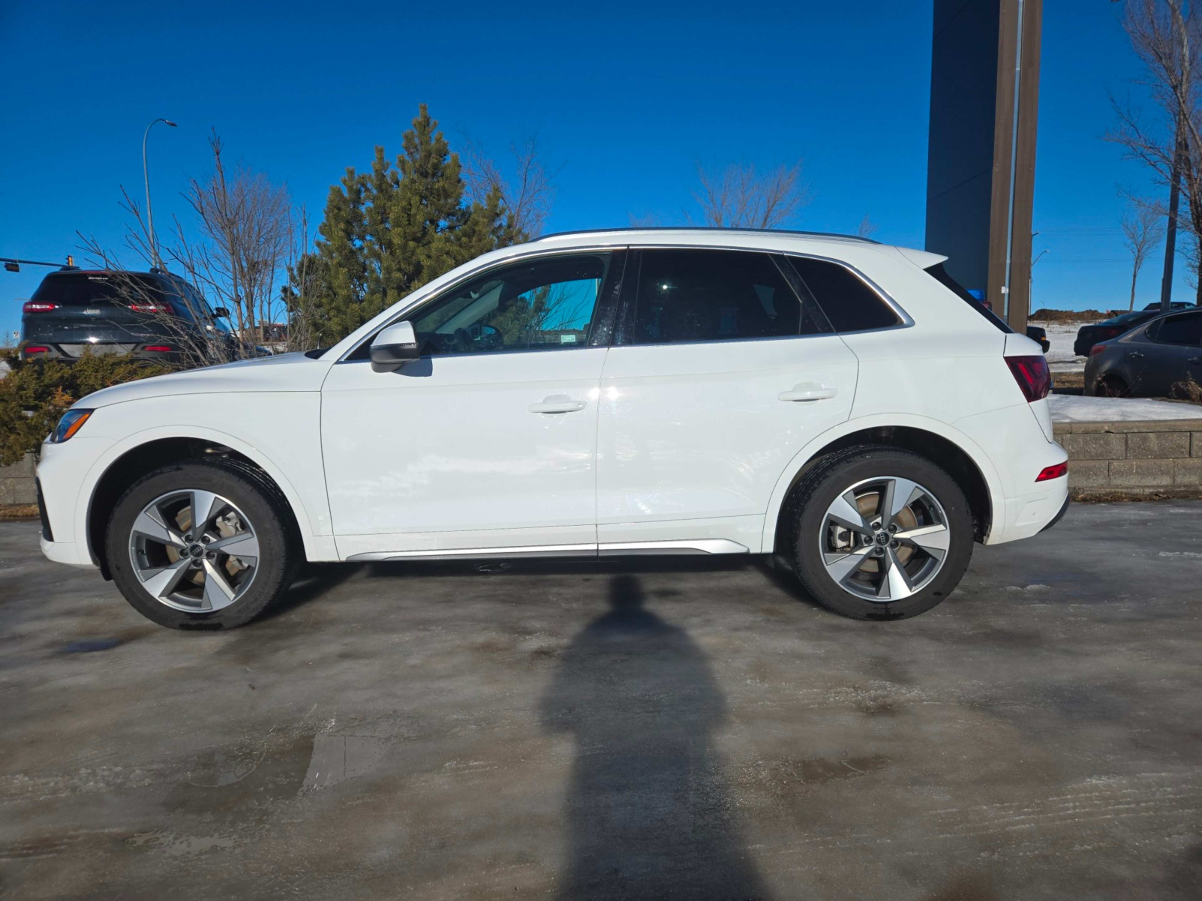 2024 Audi Q5 Premium photo 2