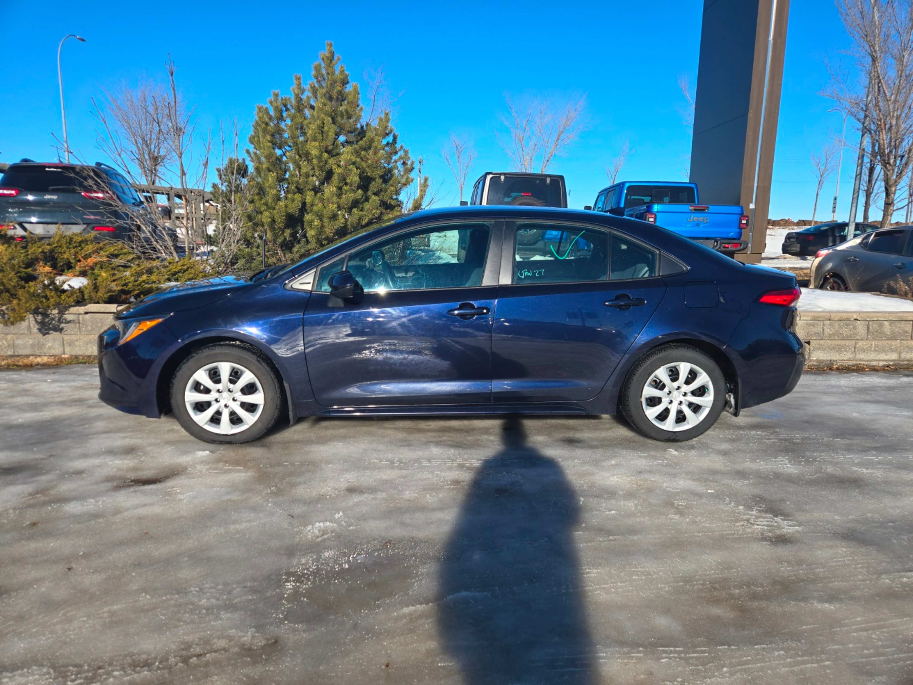 2024 Toyota Corolla LE photo 2