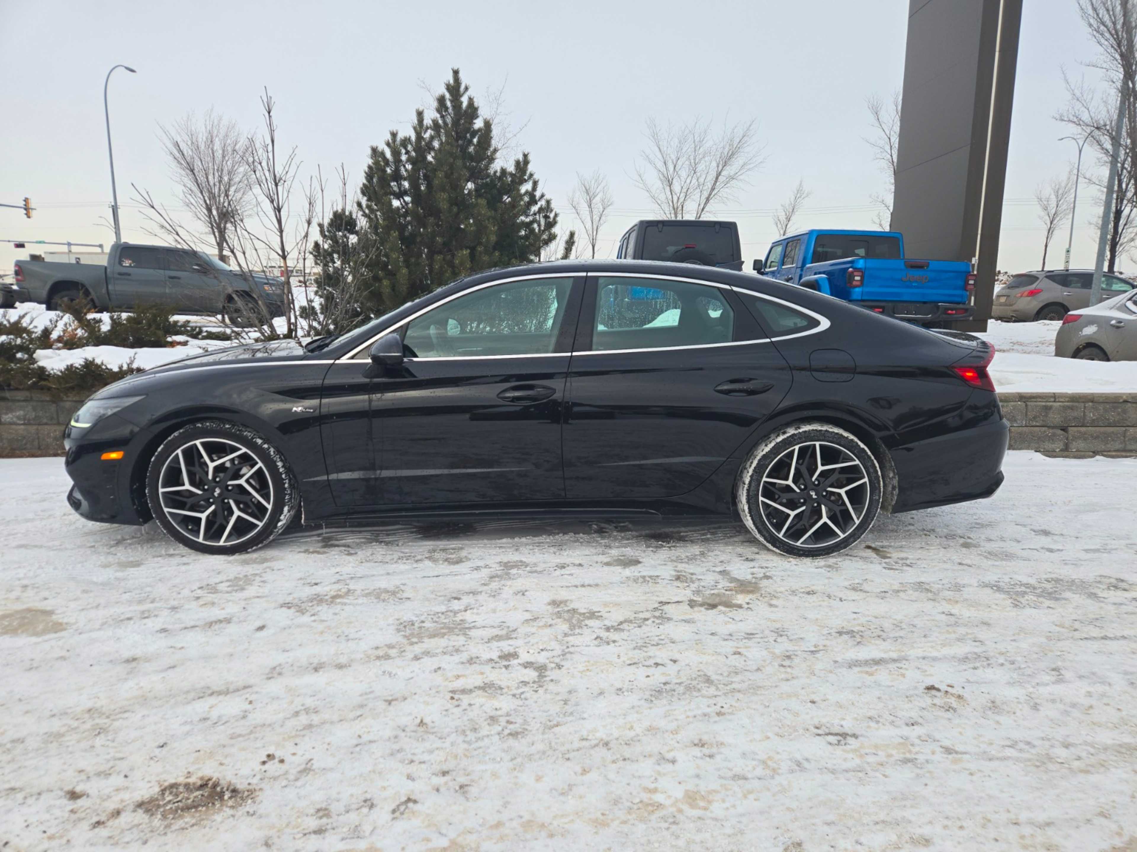 2022 Hyundai Sonata N Line photo 3