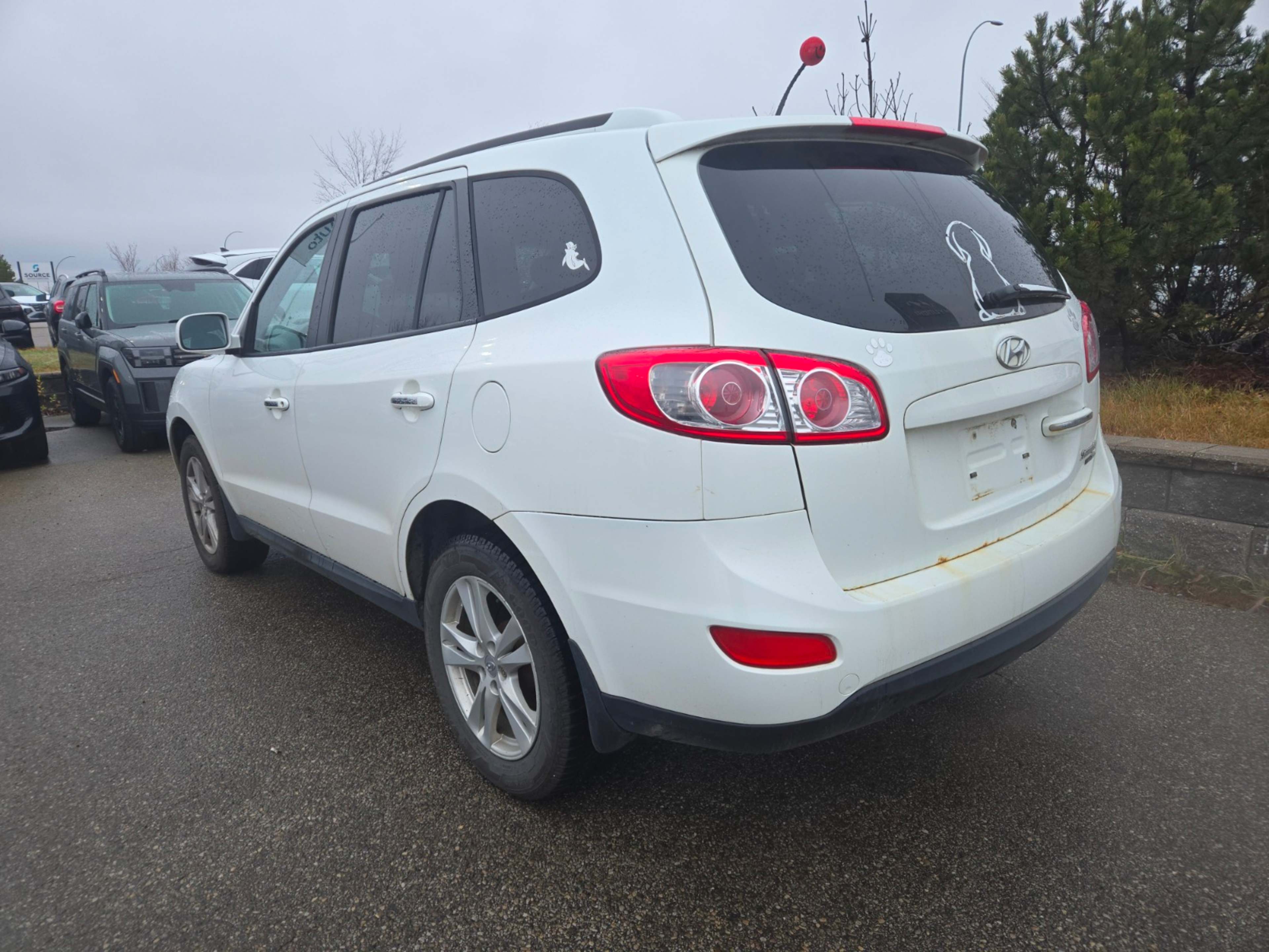 2012 Hyundai Santa Fe GLS photo 3