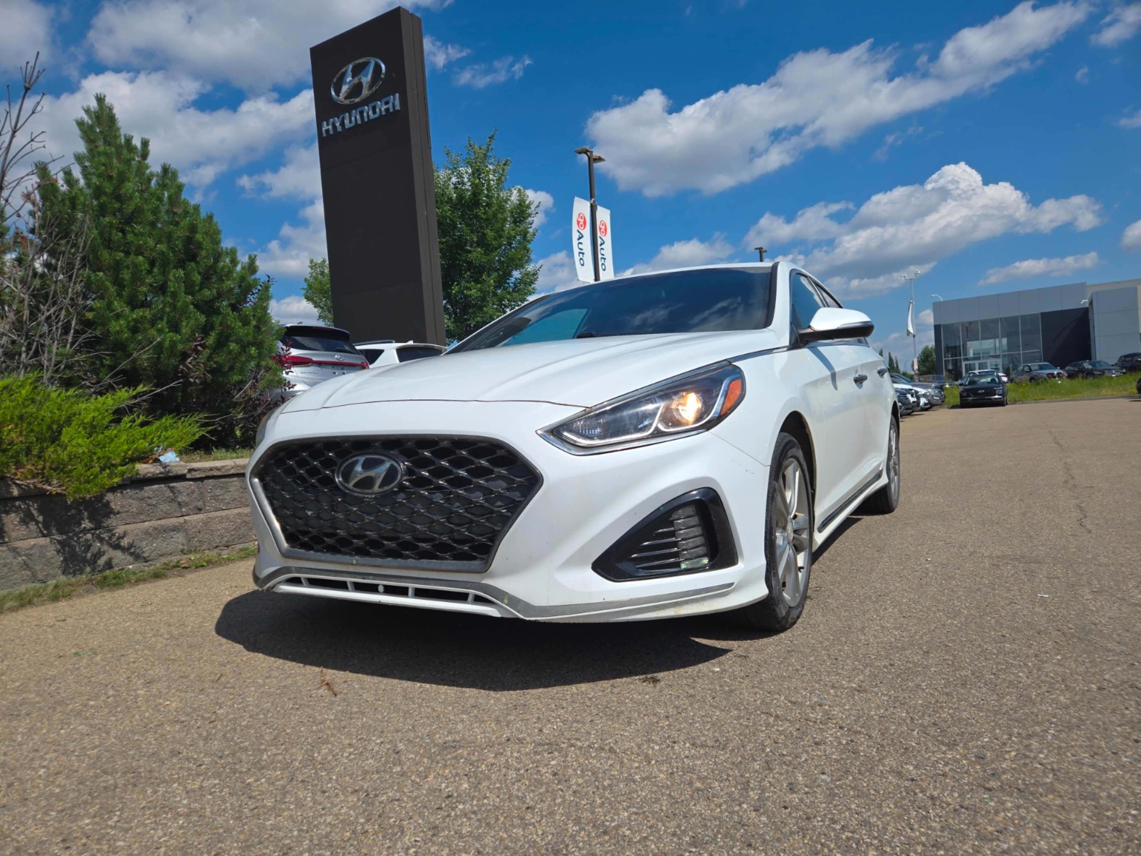2018 Hyundai Sonata Sport photo 3