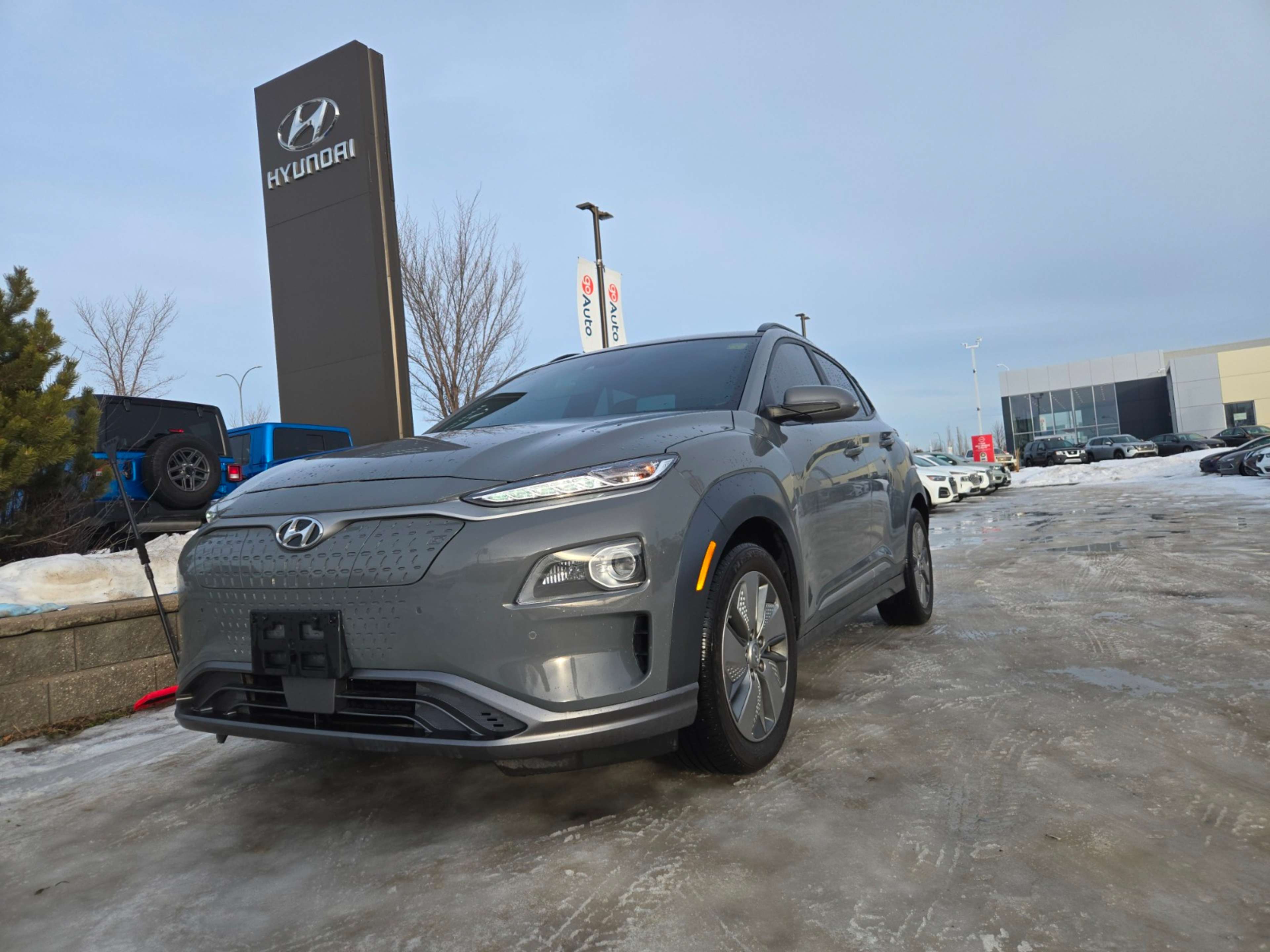2021 Hyundai Kona Electric Limited photo 2