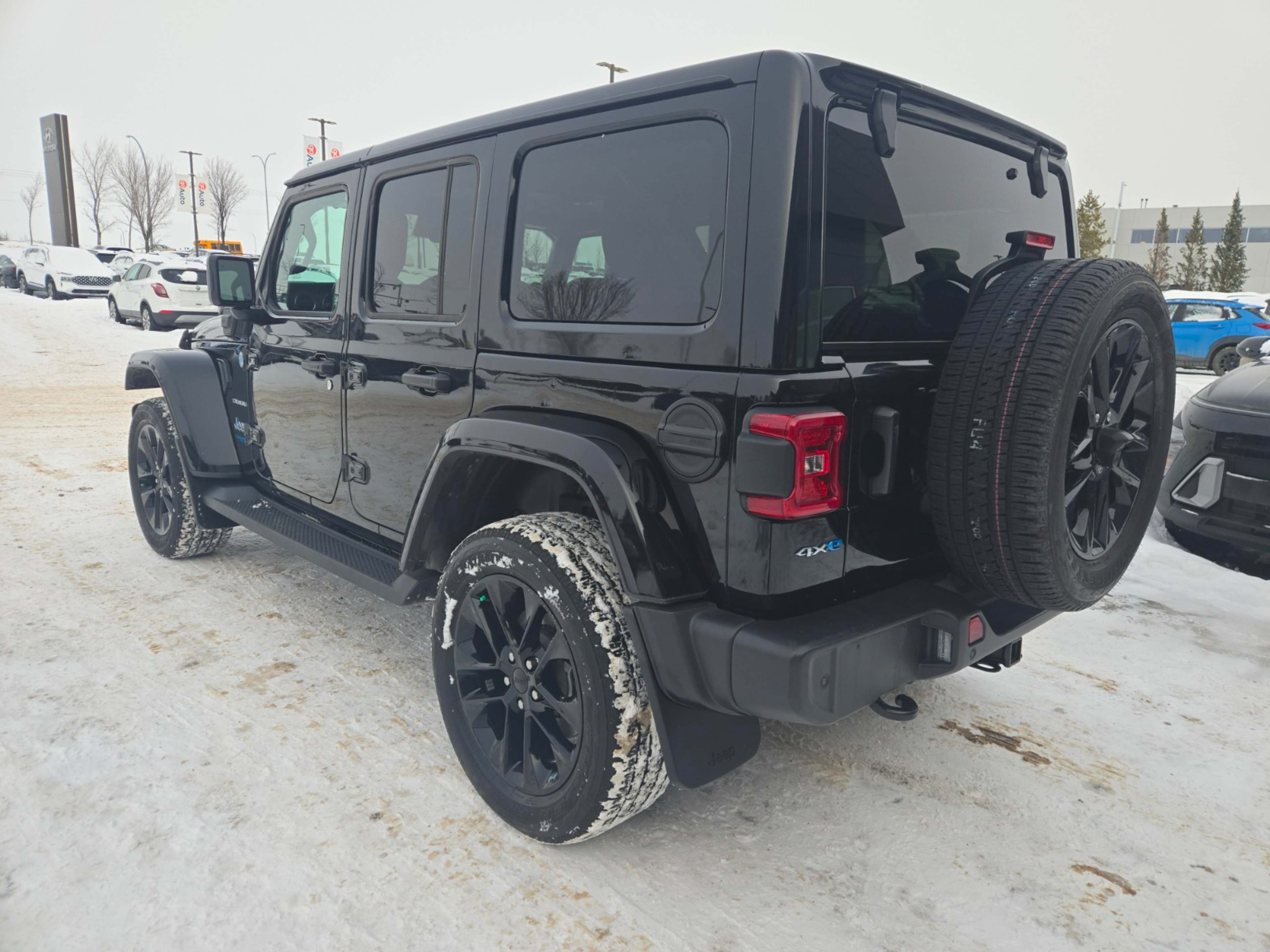 2021 Jeep Wrangler 4xe Unlimited Sahara photo 2