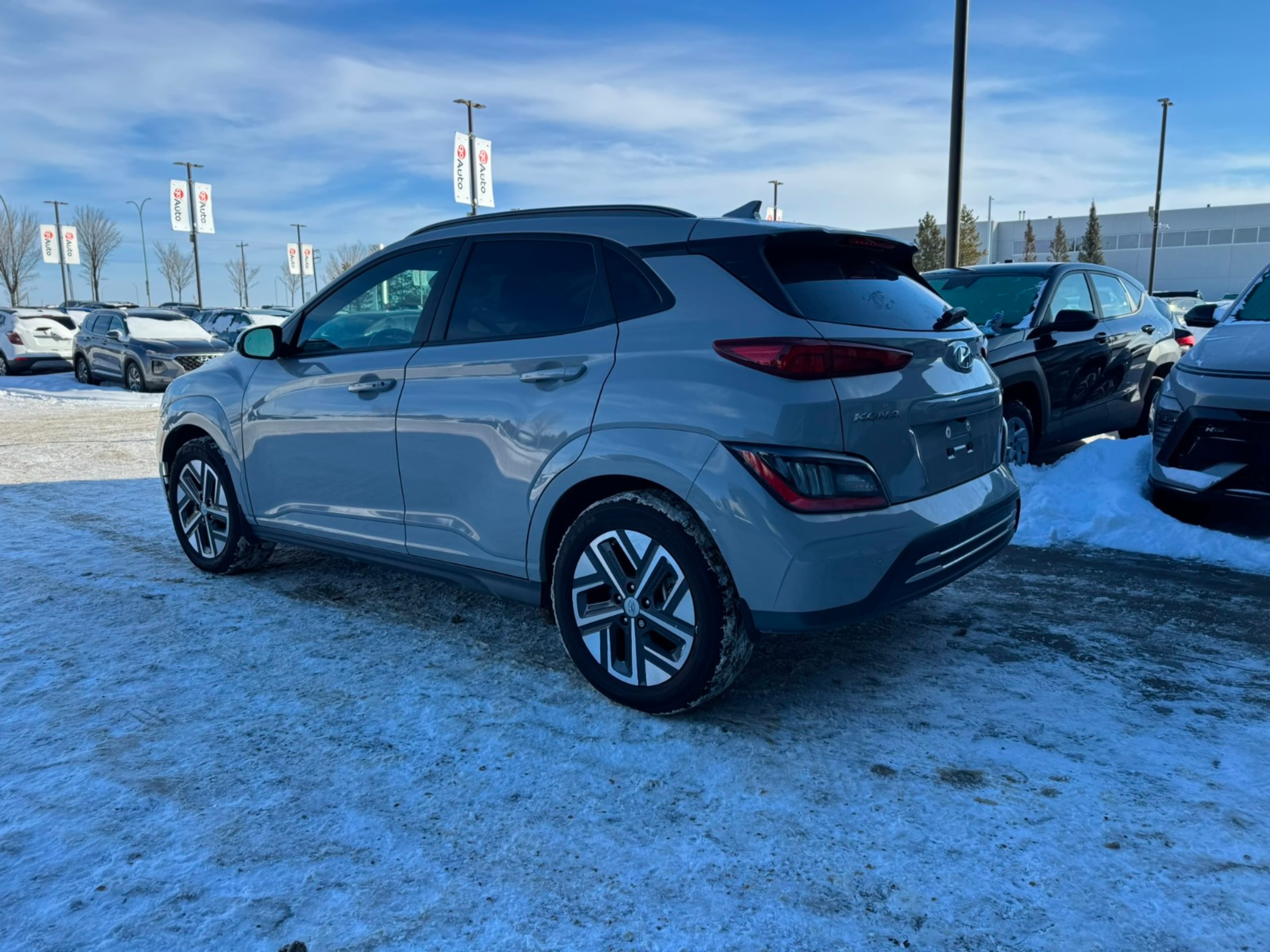 2023 Hyundai Kona Electric SEL photo 3