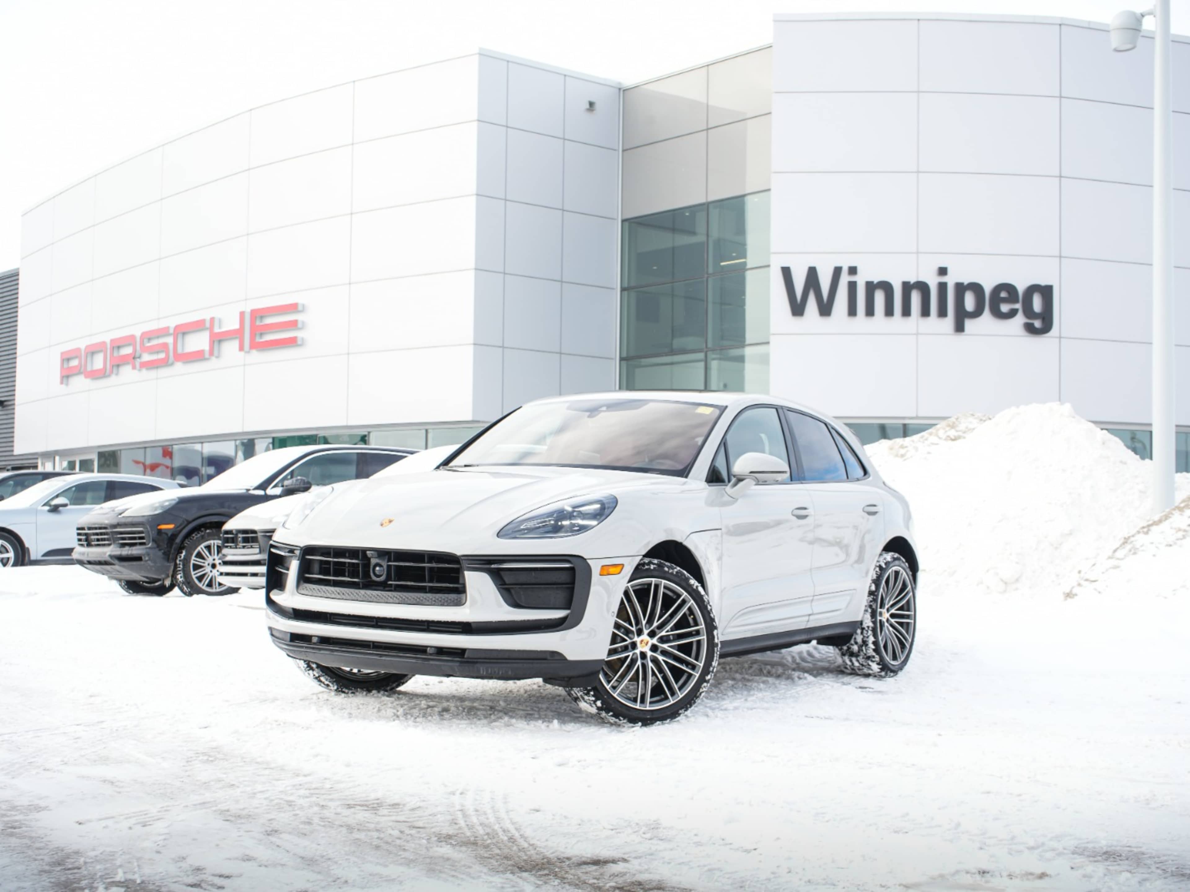 Voxcar PORSCHE Macan SUV in , VICTORIA