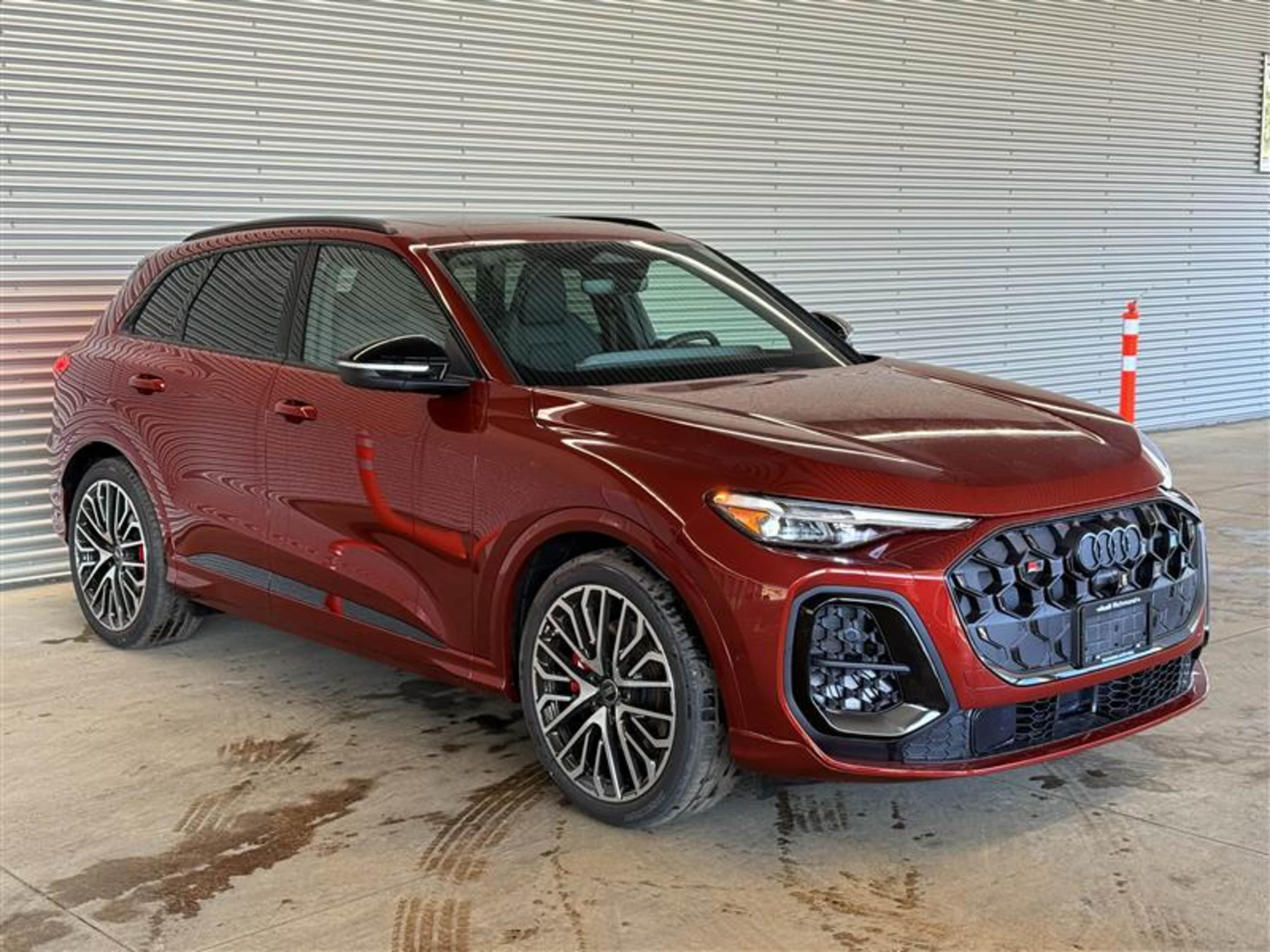 Voxcar AUDI SQ5 SUV in , VICTORIA