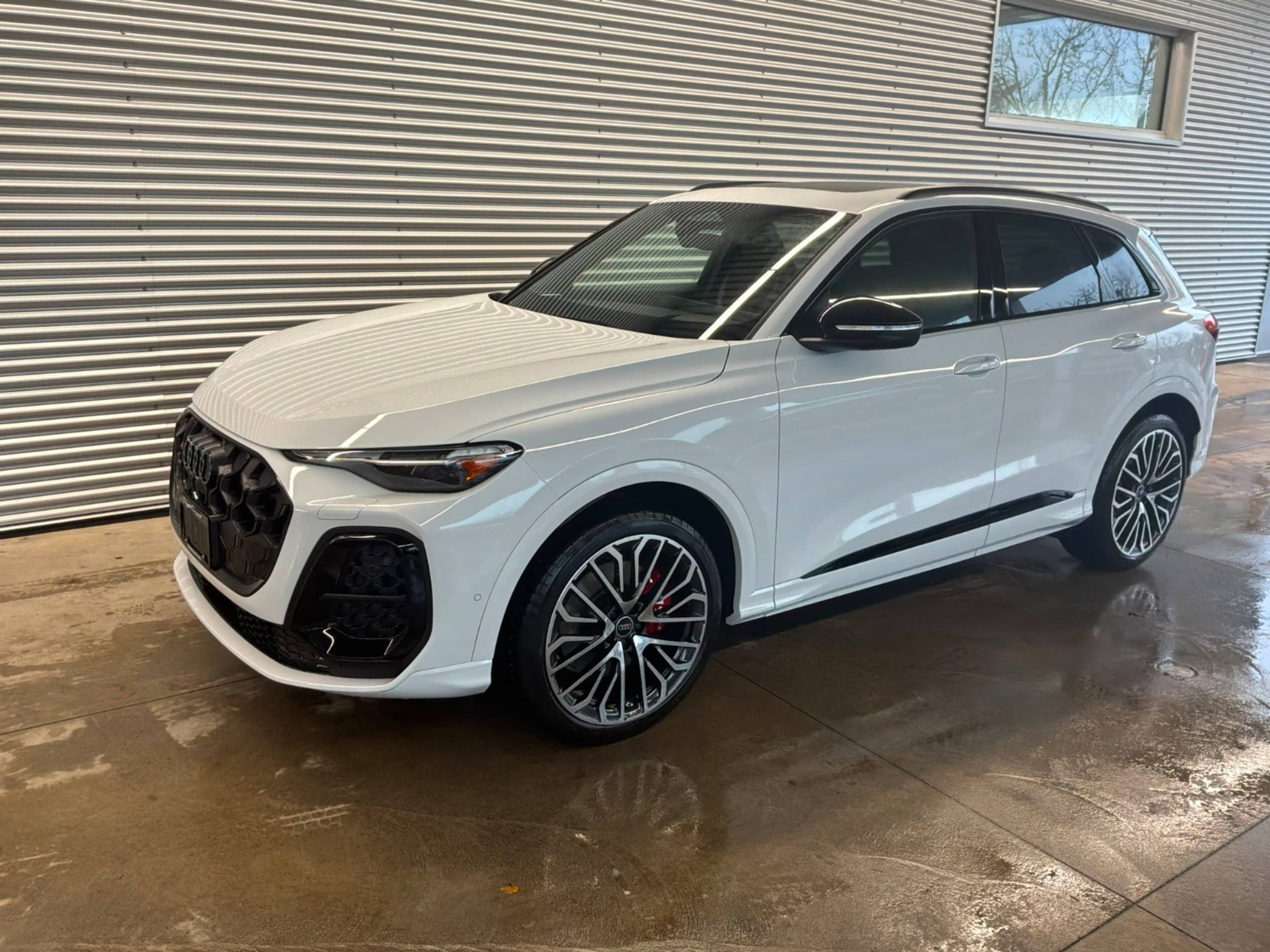 Voxcar AUDI SQ5 SUV in , VICTORIA