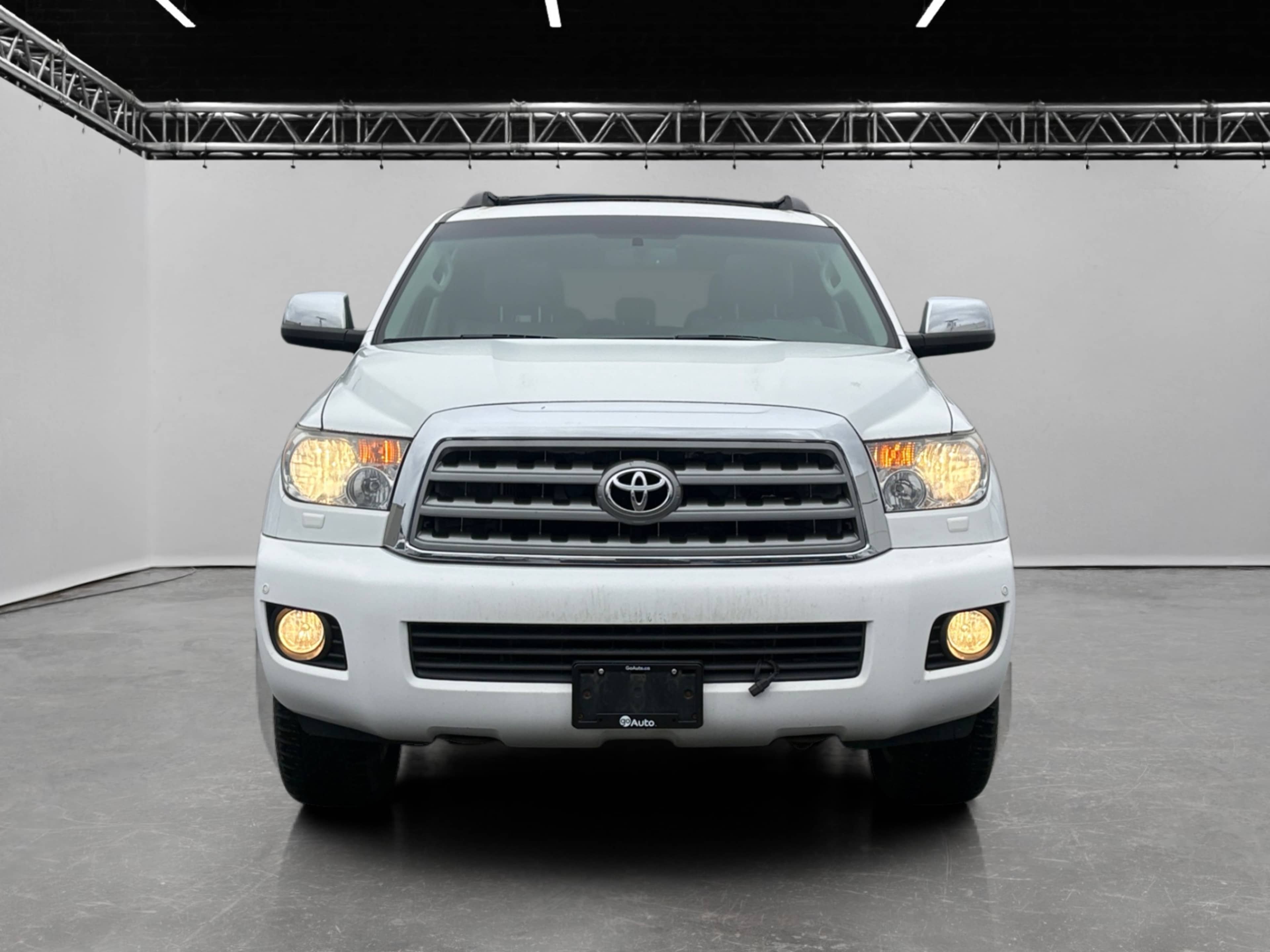 2013 Toyota Sequoia Limited photo 2