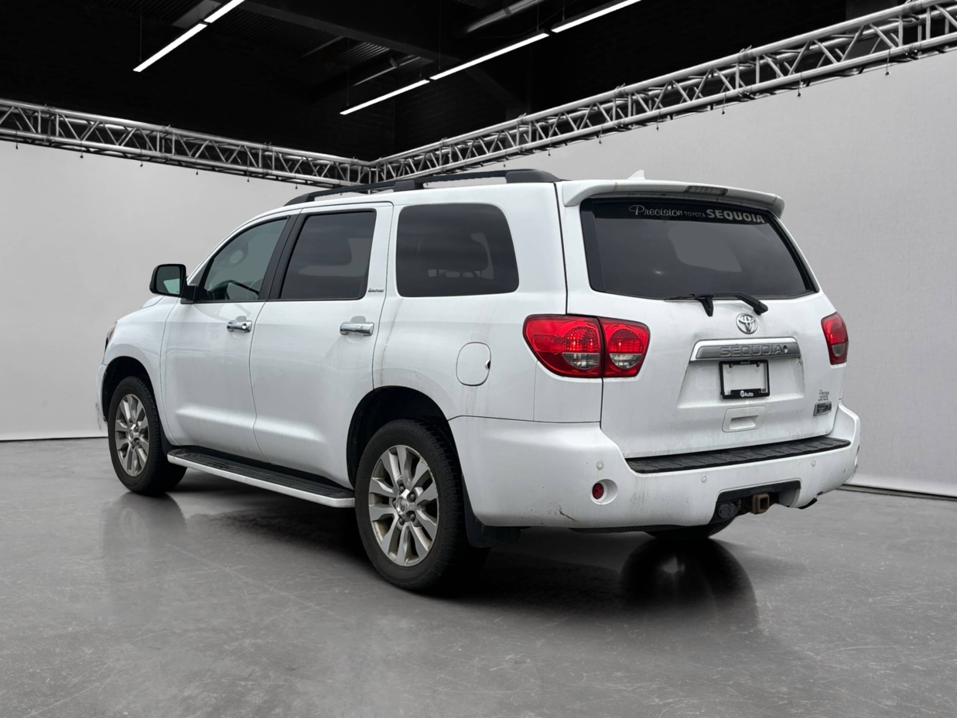 2013 Toyota Sequoia Limited photo 4