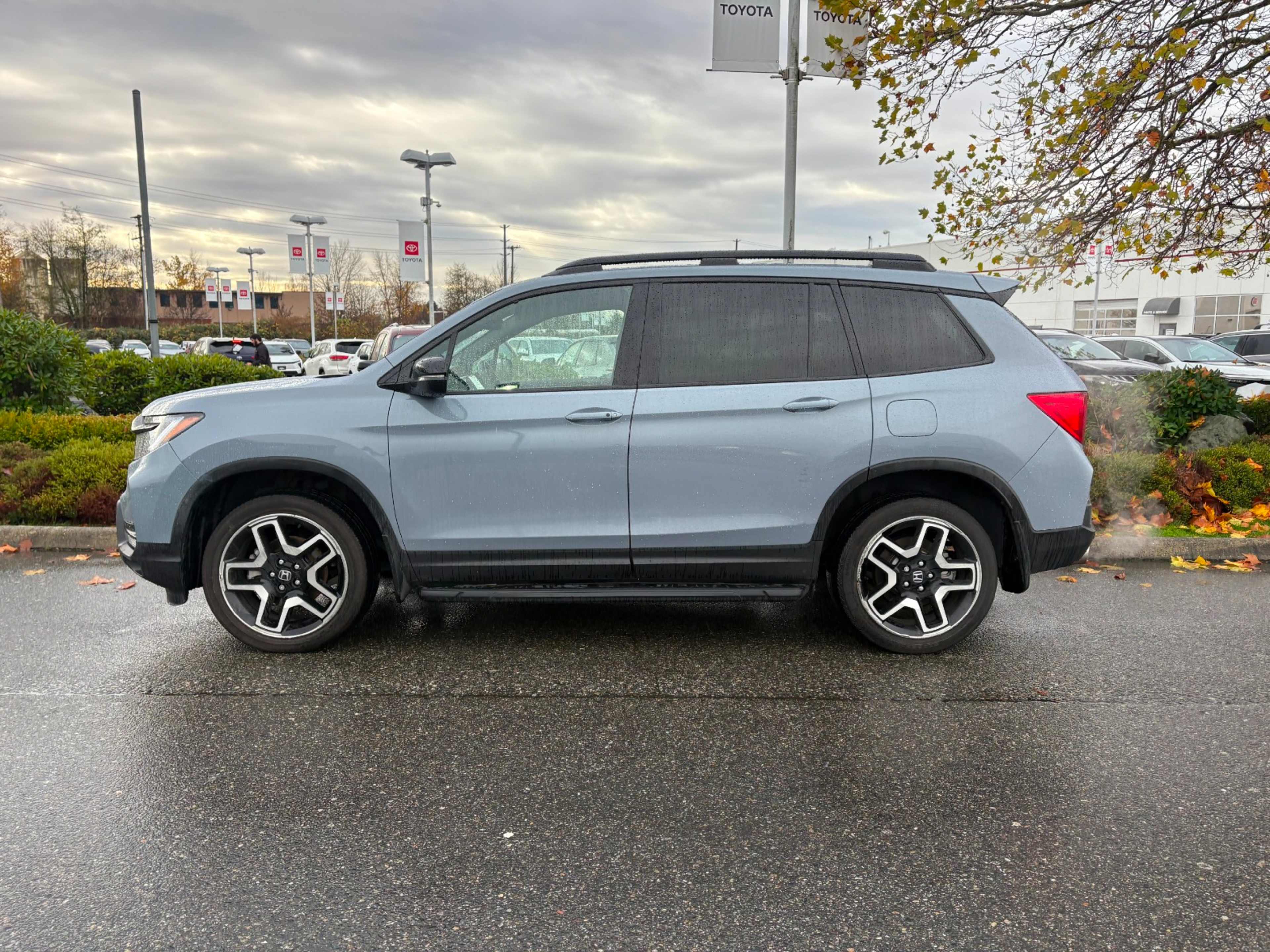 2022 Honda Passport Touring photo 3