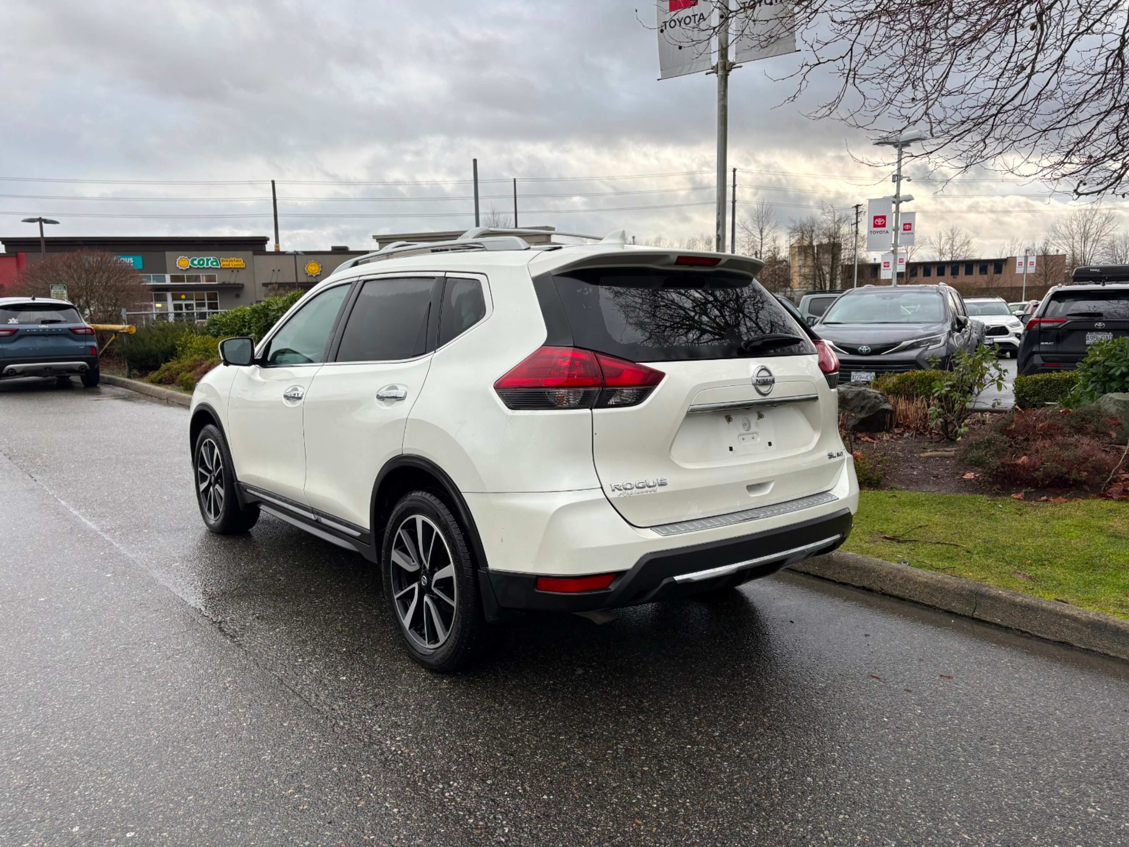 2018 Nissan Rogue SL AWD photo 4