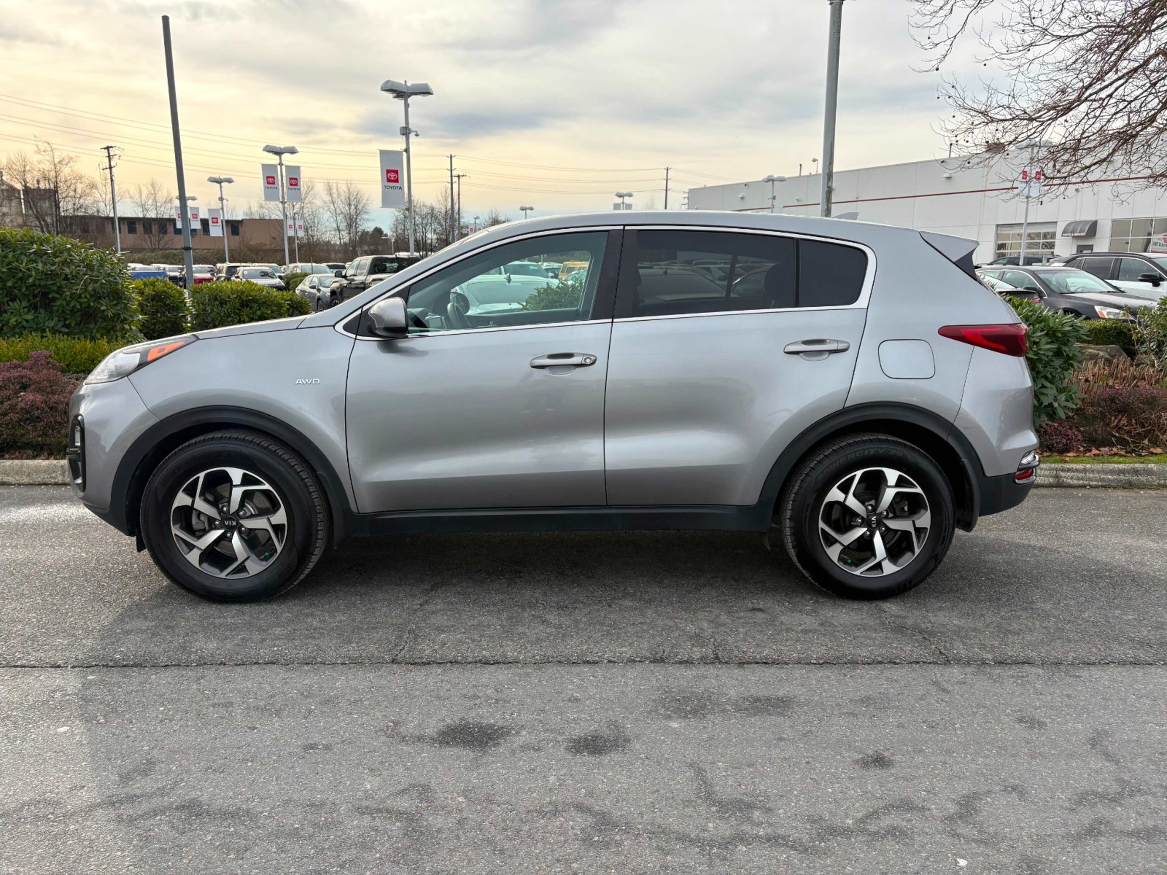 2022 Kia Sportage LX Value Edition photo 2