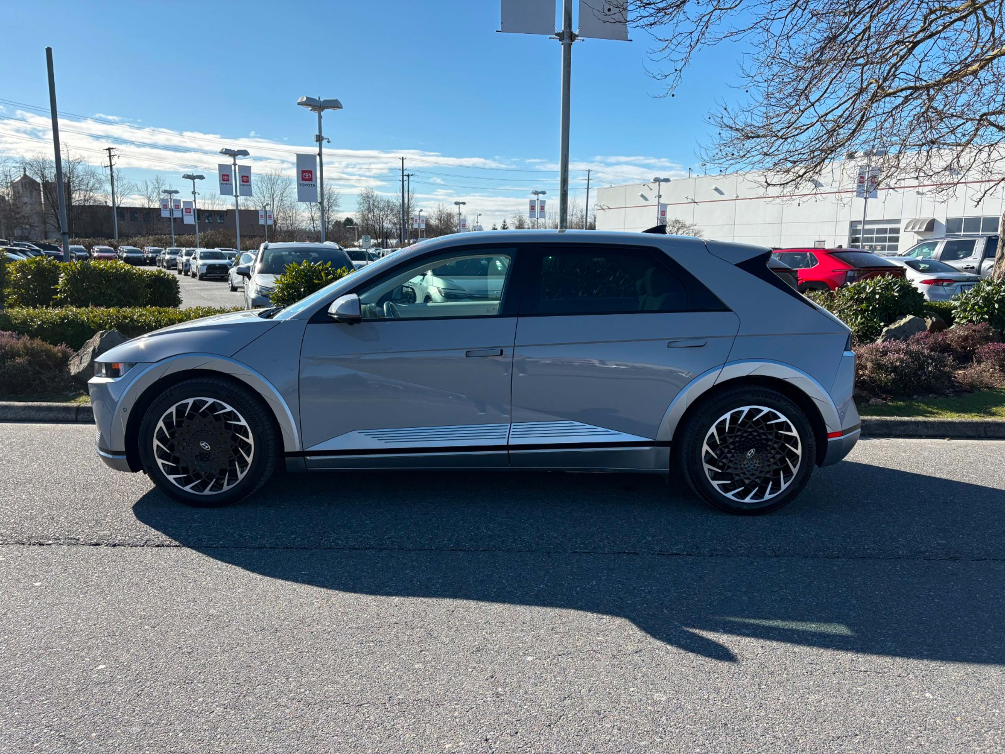 2022 Hyundai Ioniq 5 Limited photo 3