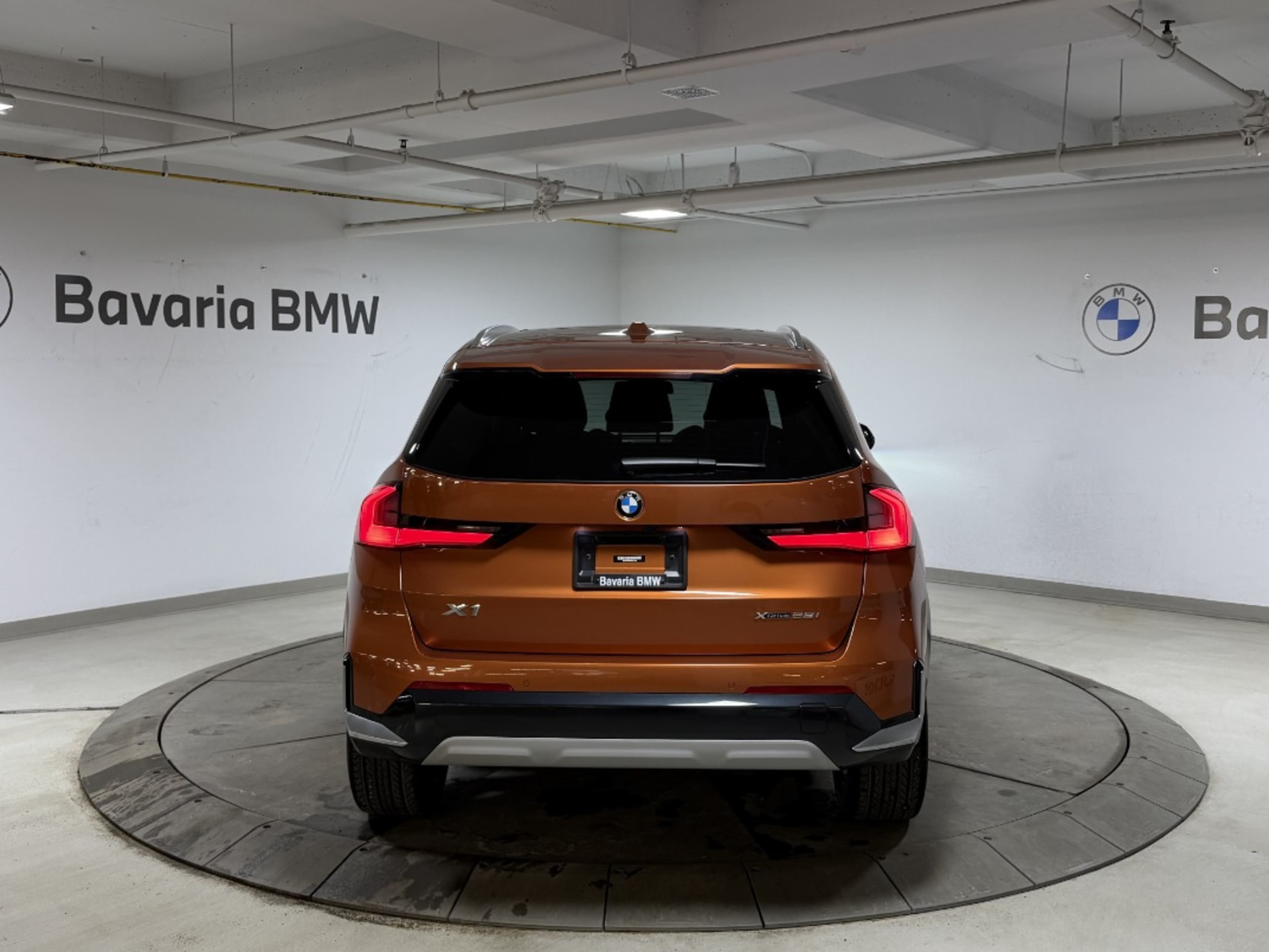 2023 Bmw X1 XDrive28i photo 3