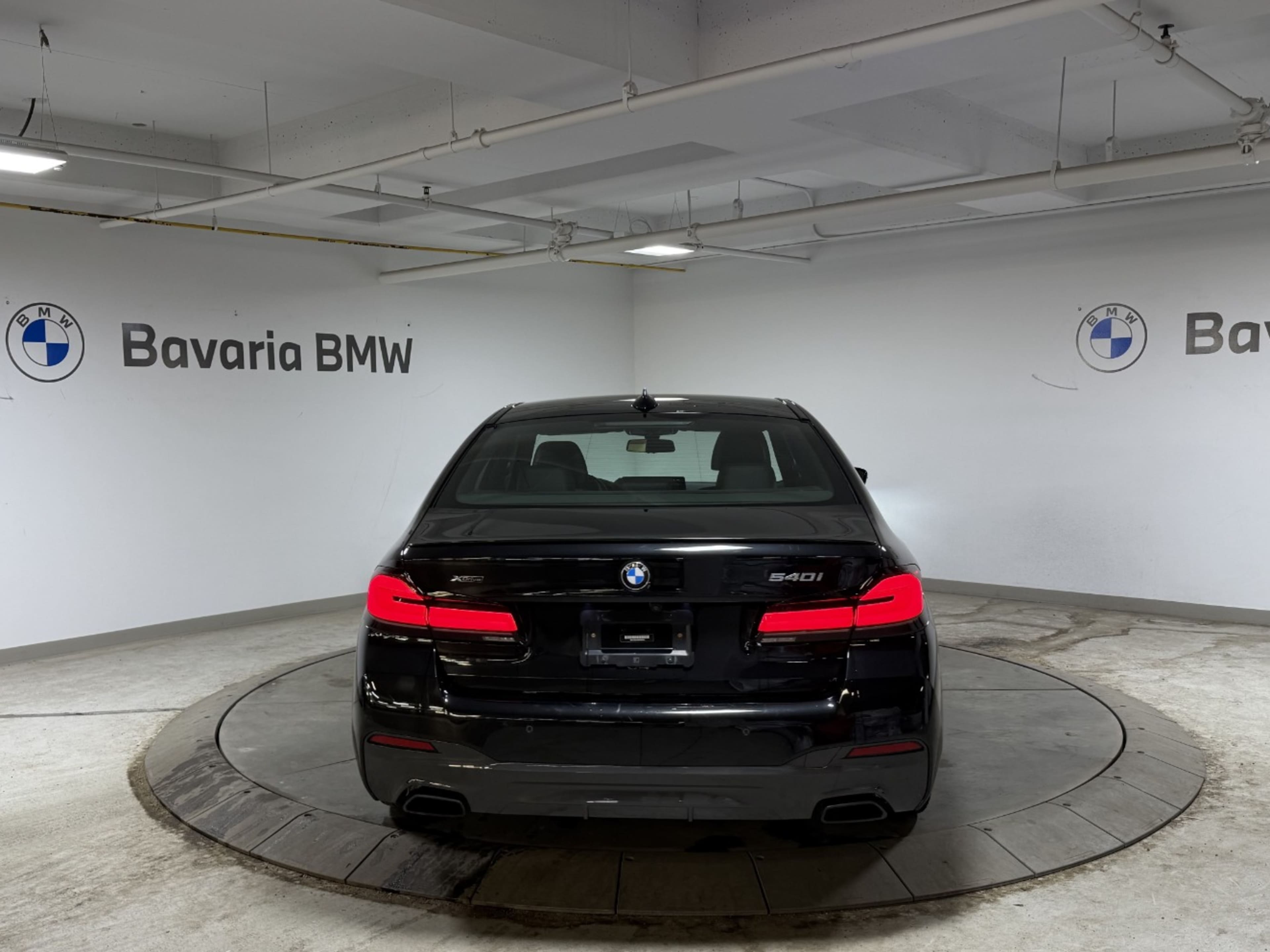 2022 Bmw 540i xDrive photo 2