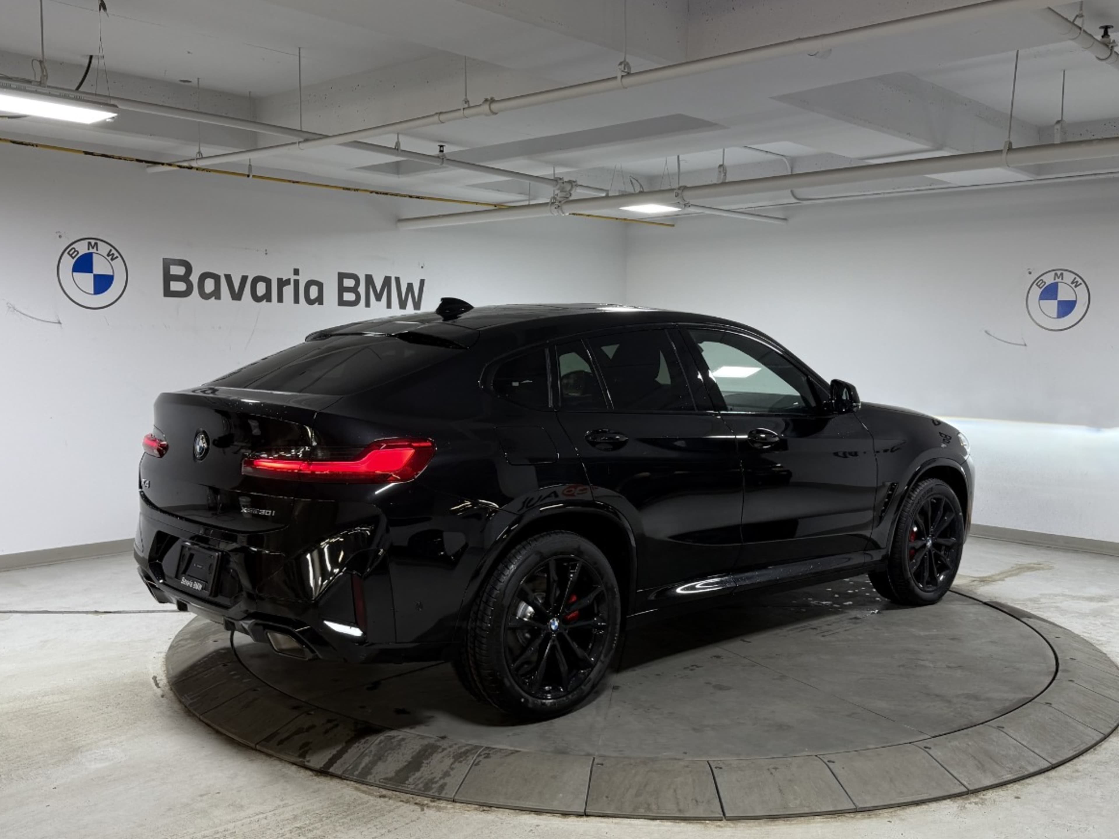 2025 Bmw X4 xDrive30i photo 2