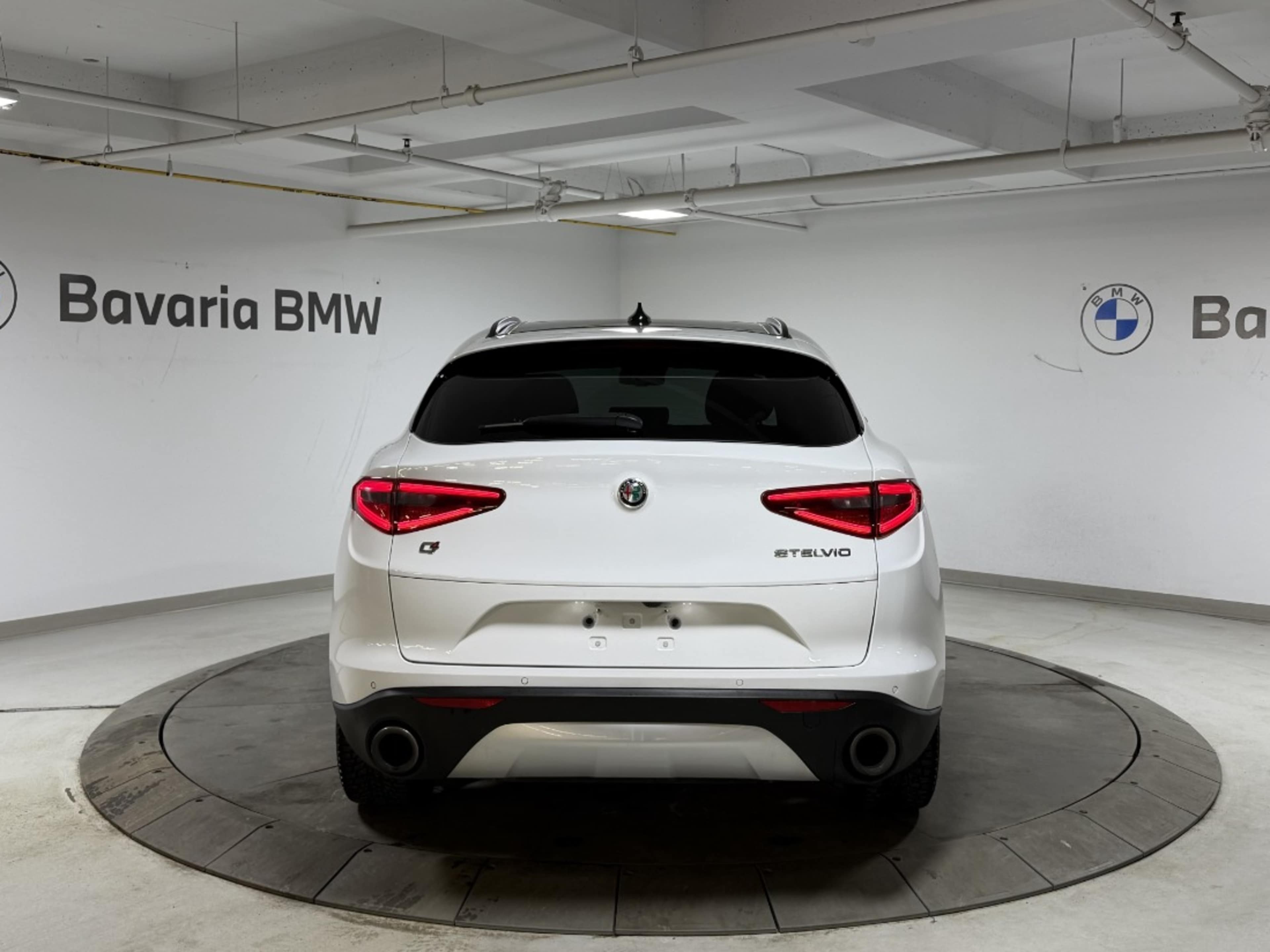 2018 Alfa Romeo Stelvio Ti Sport Q4 photo 4