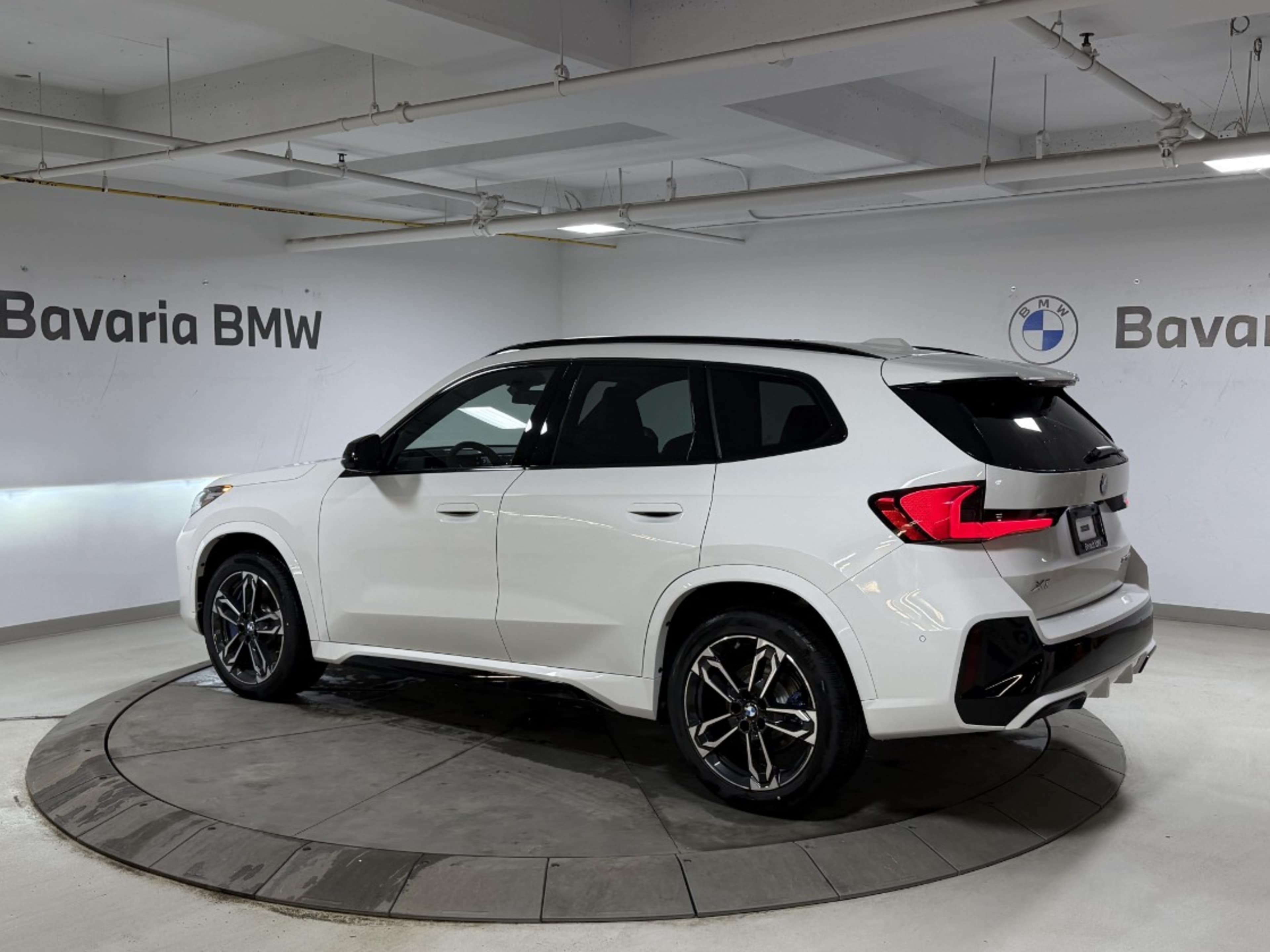 2026 Bmw X1 XDrive28i photo 3