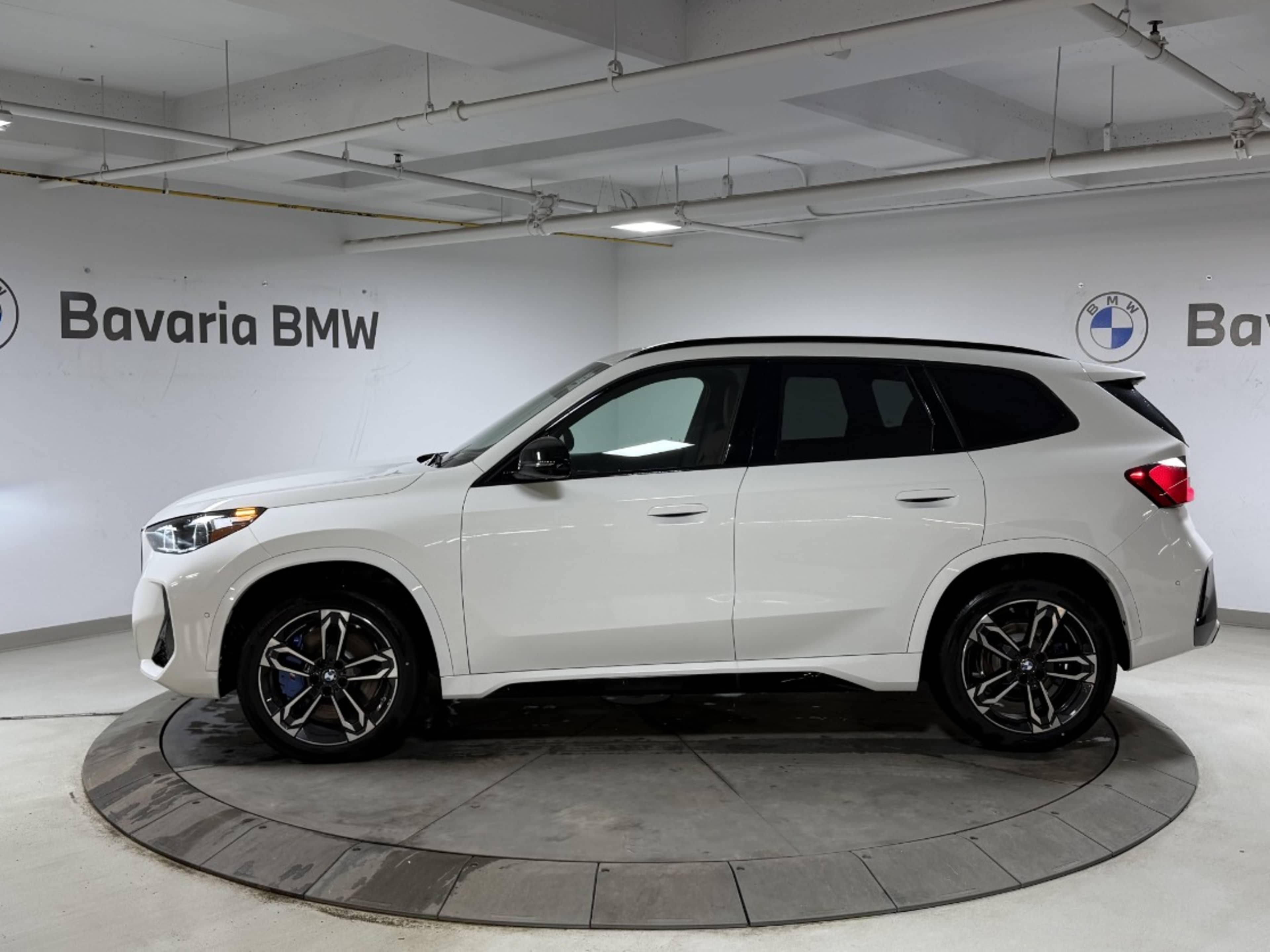 2026 Bmw X1 XDrive28i photo 2