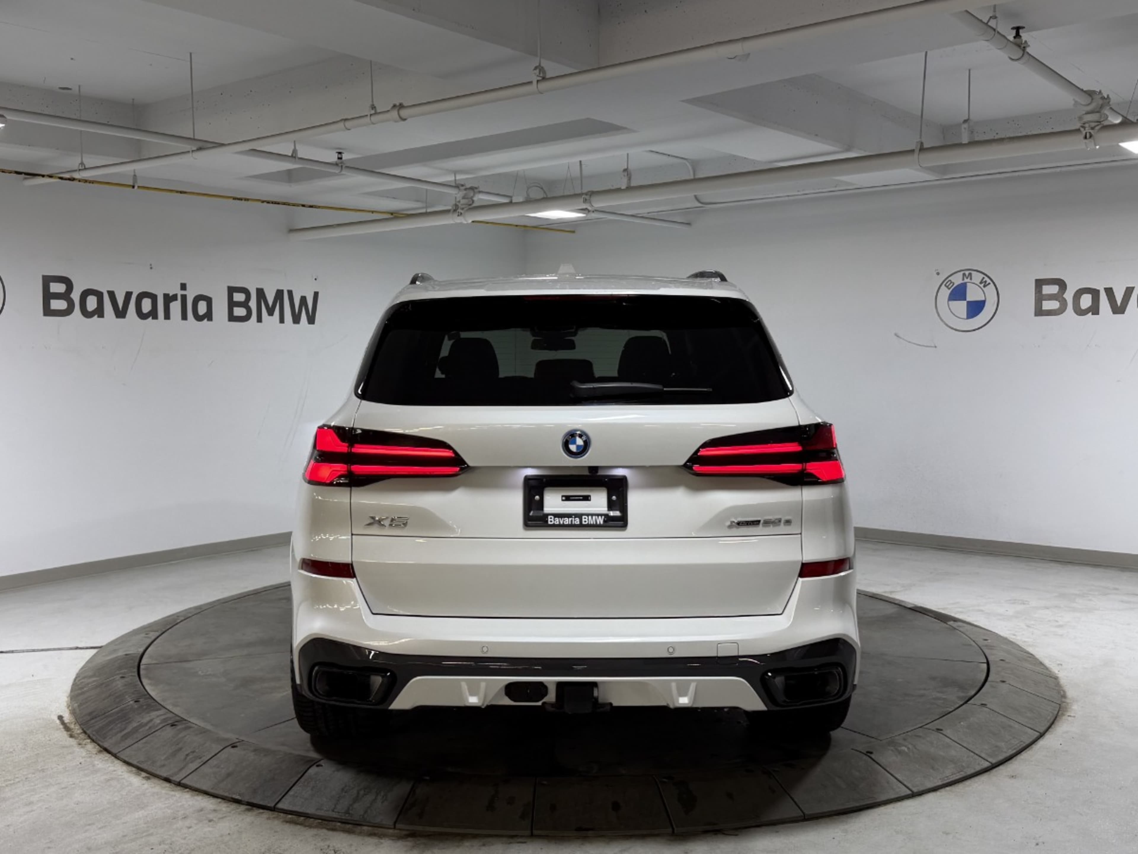 2026 Bmw X5 xDrive50e photo 4