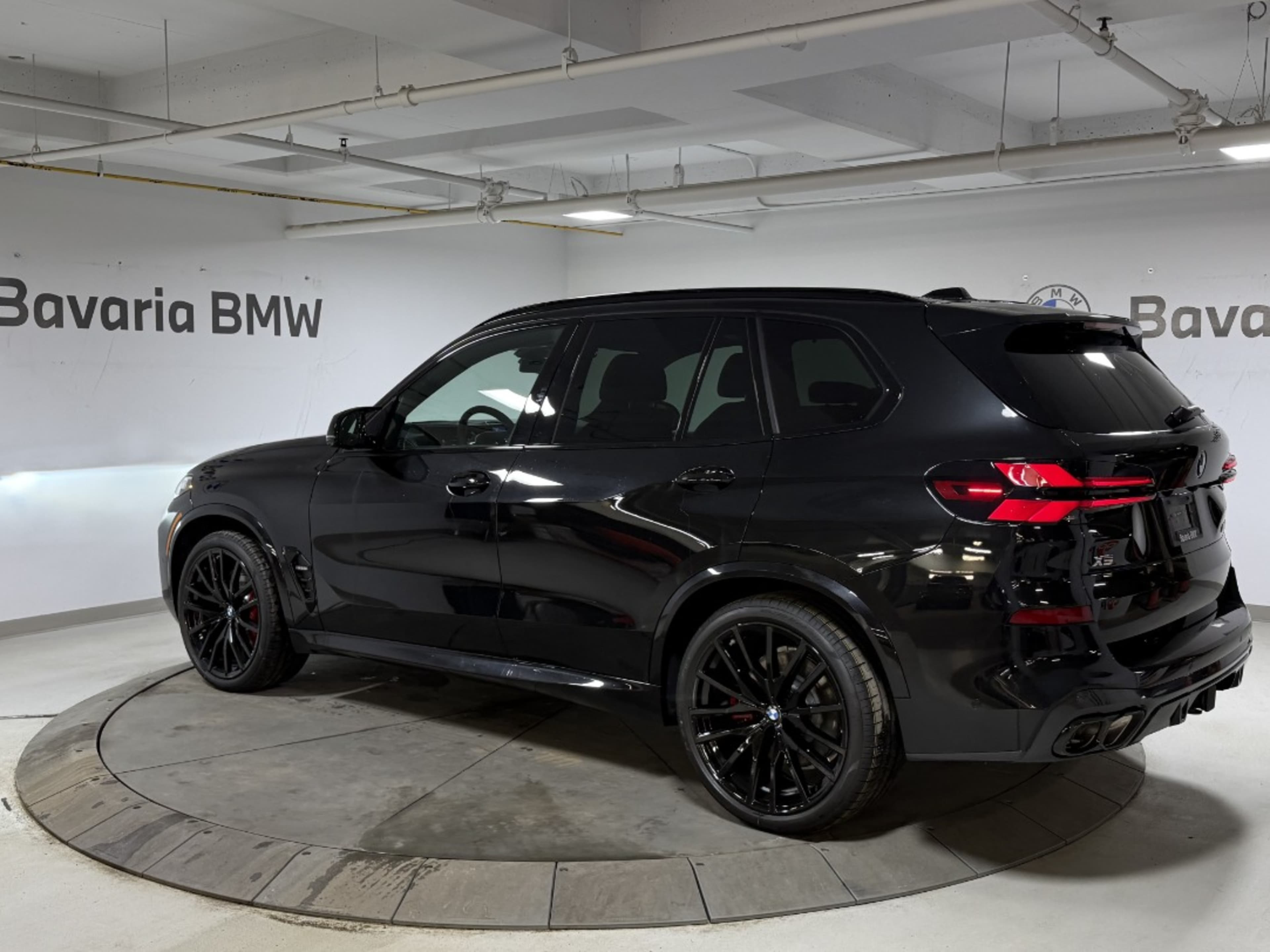 2026 Bmw X5 M60i photo 3