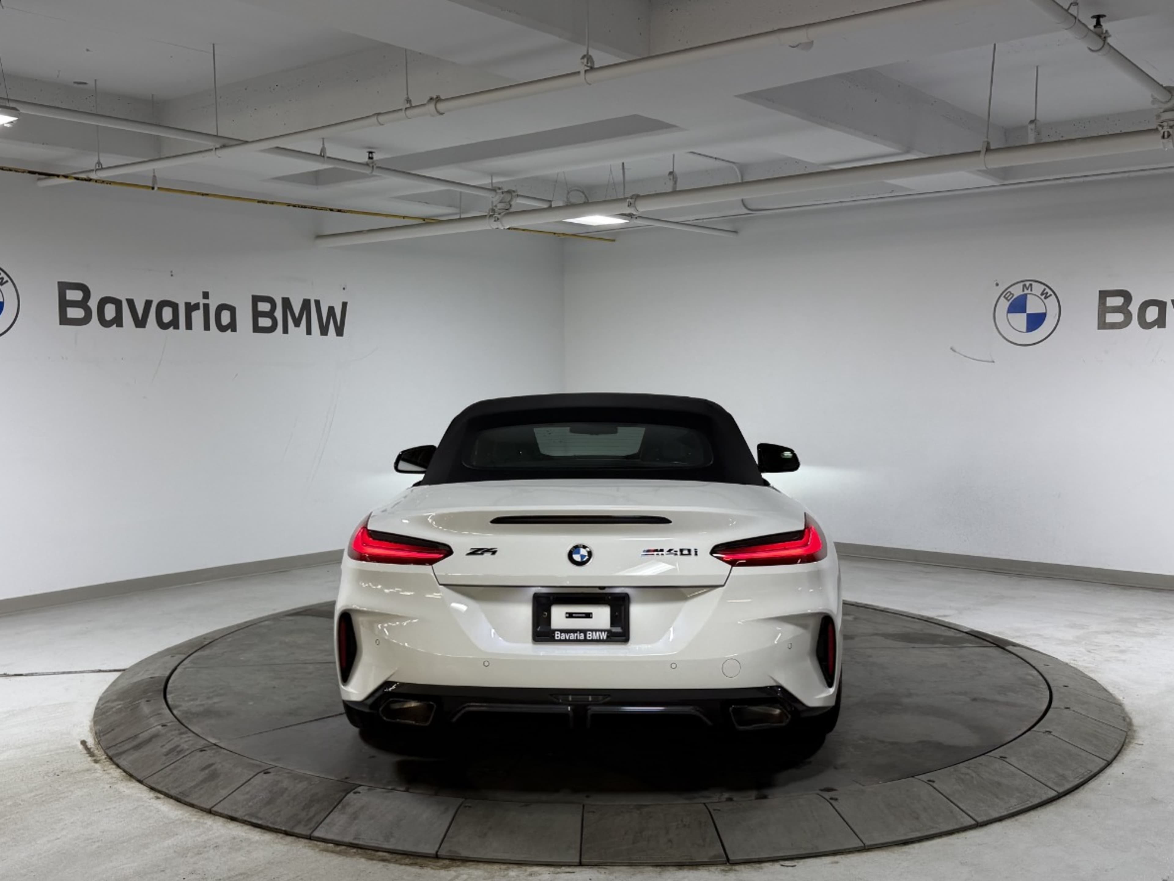 2026 Bmw Z4 M40i Roadster photo 4