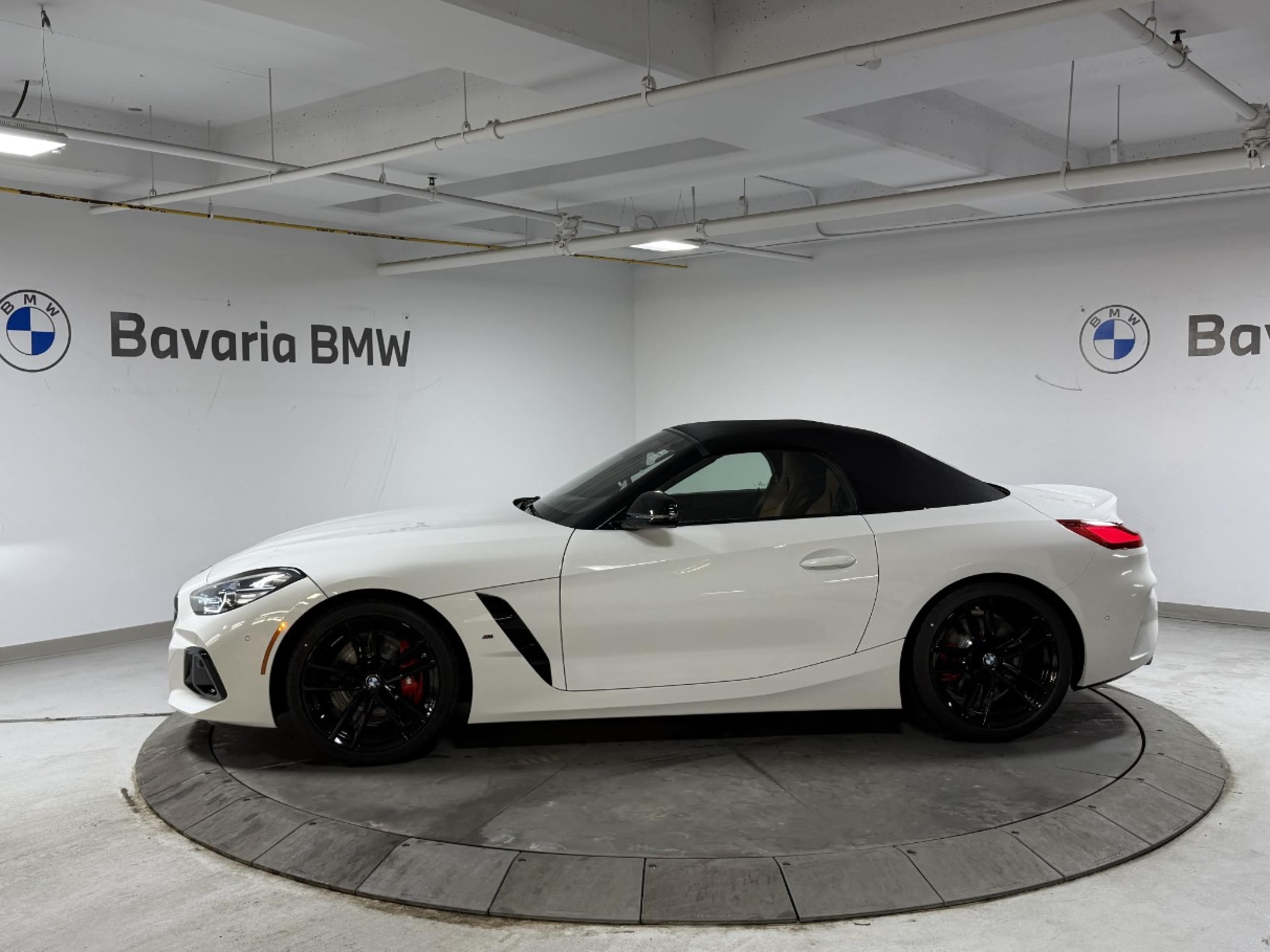 2026 Bmw Z4 M40i Roadster photo 2