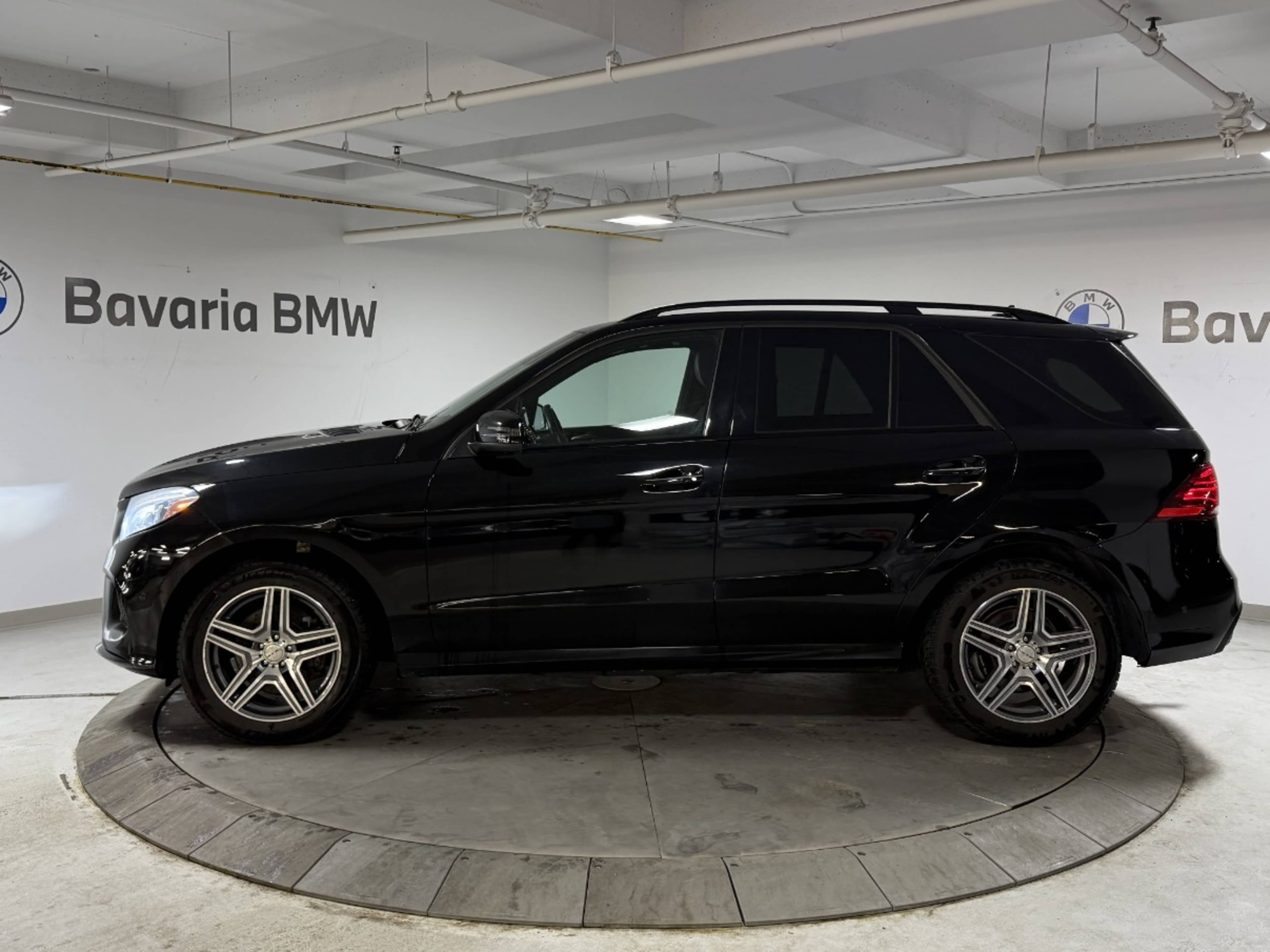 2016 Mercedes Benz GLE 4MATIC 350d photo 2