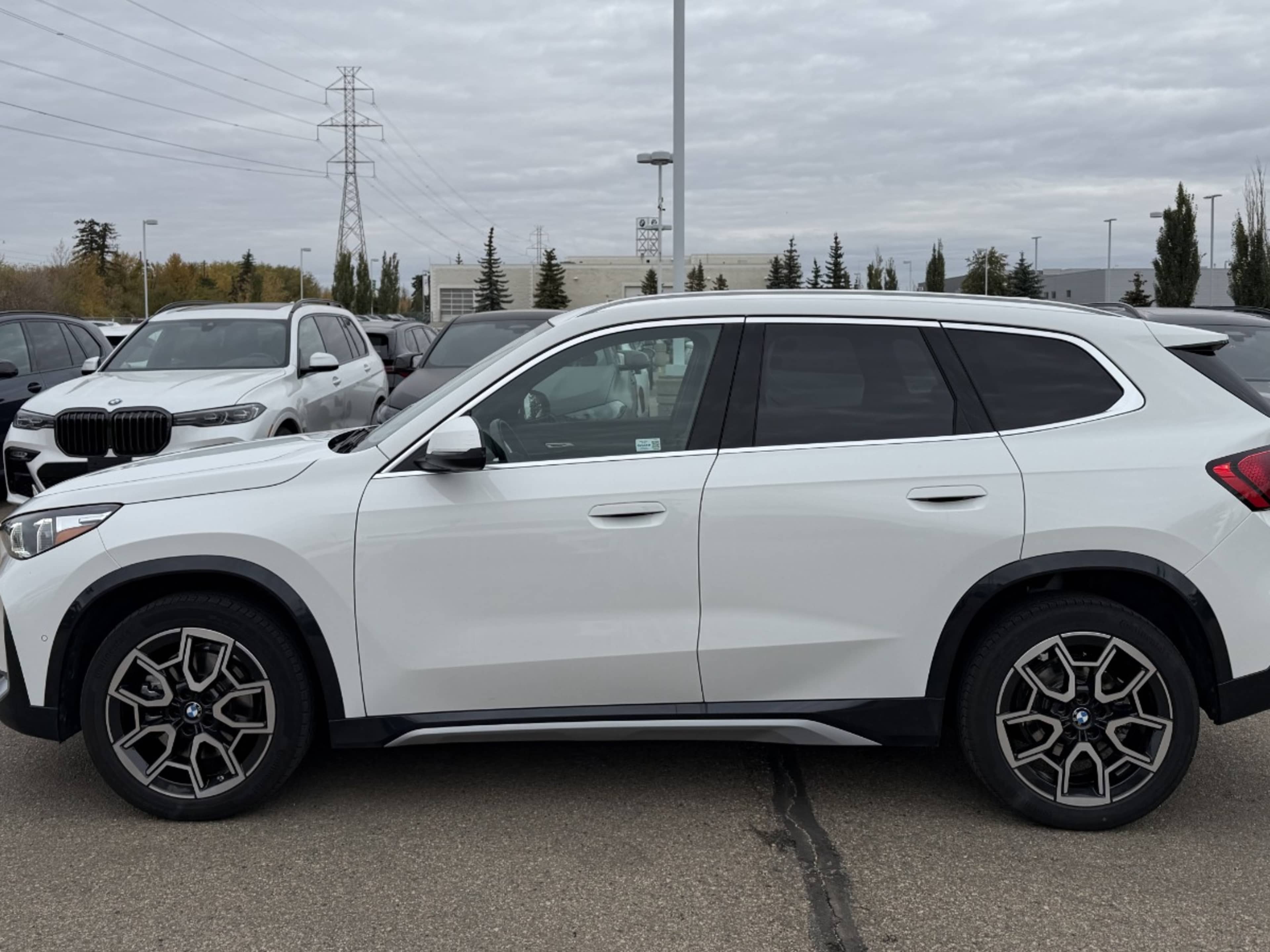 2025 Bmw X1 XDrive28i photo 2