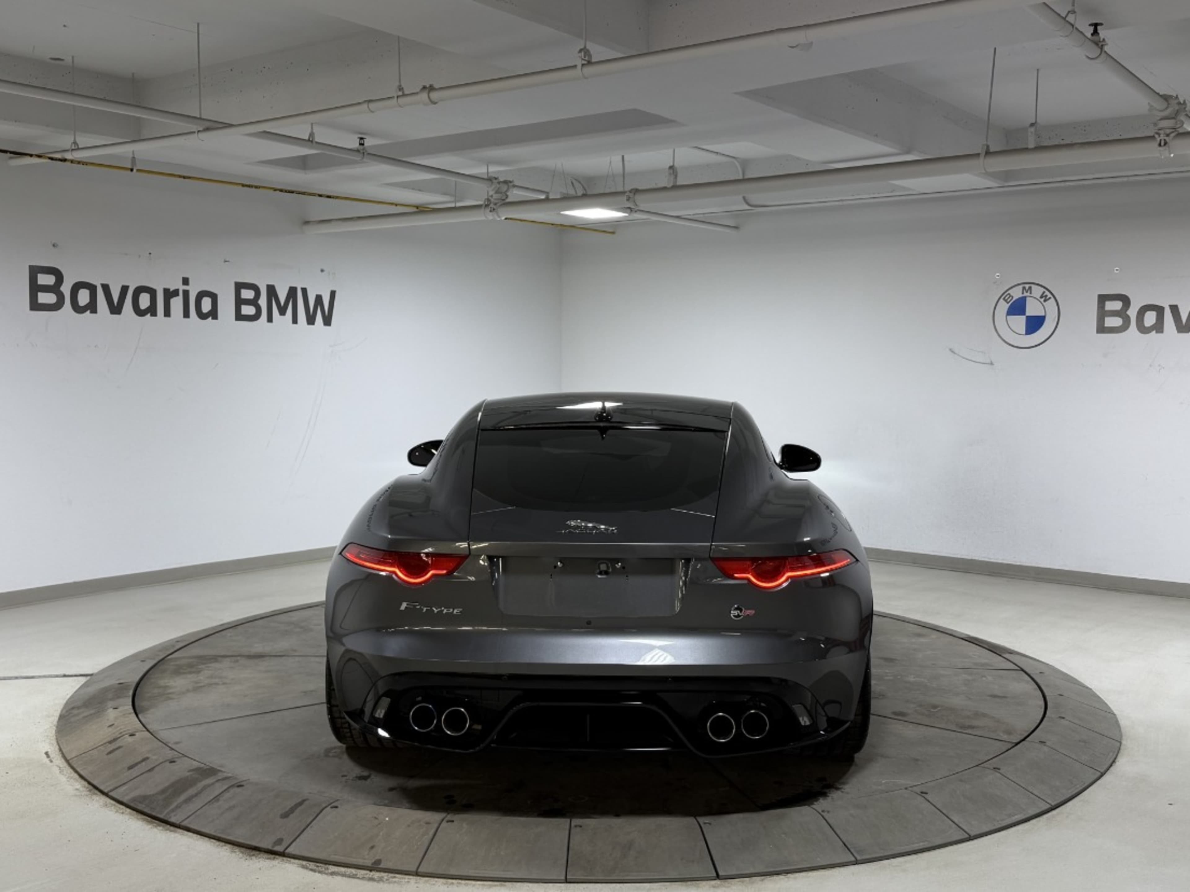 2017 Jaguar F-Type photo 4