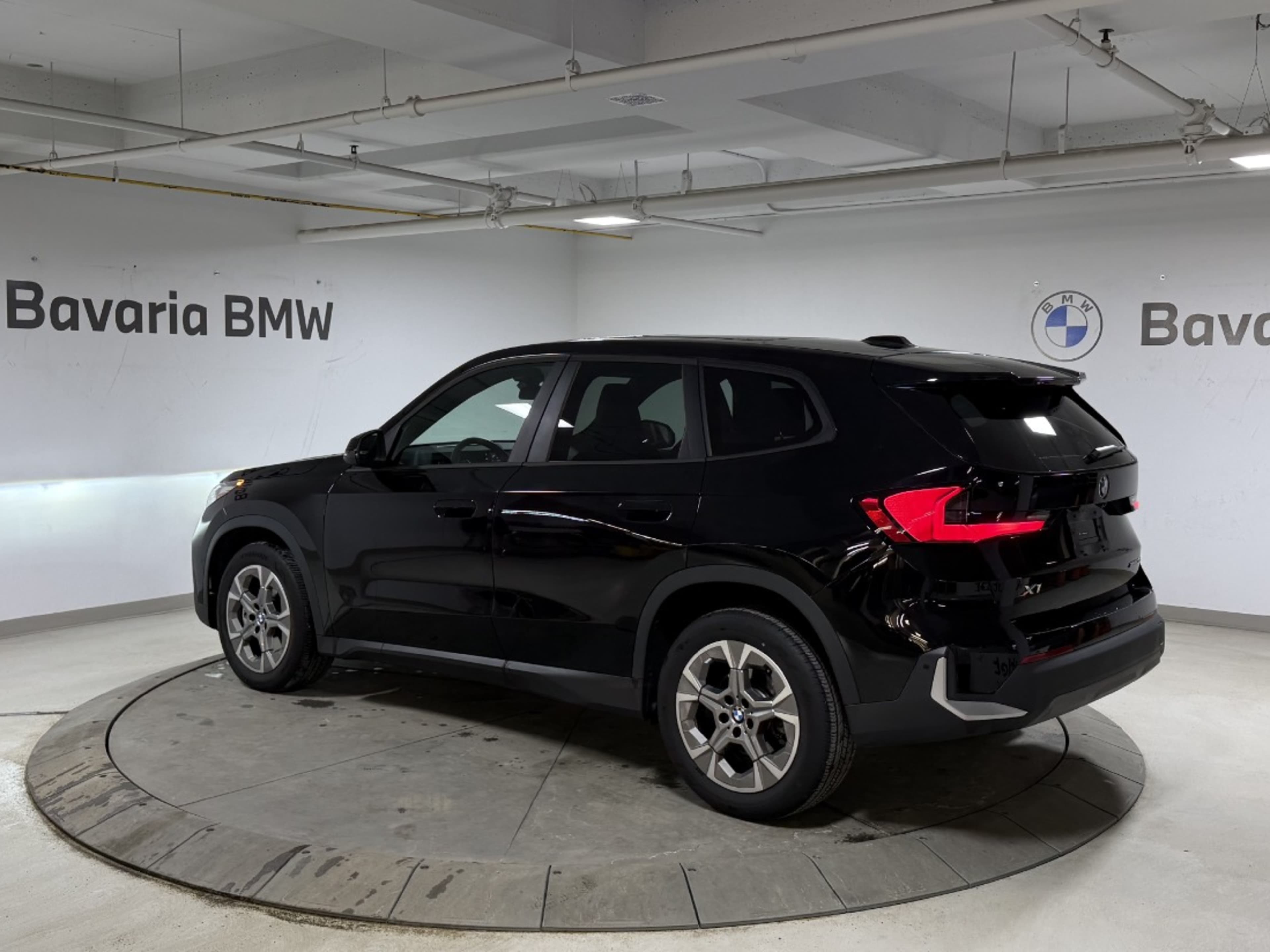 2025 Bmw X1 XDrive28i photo 3