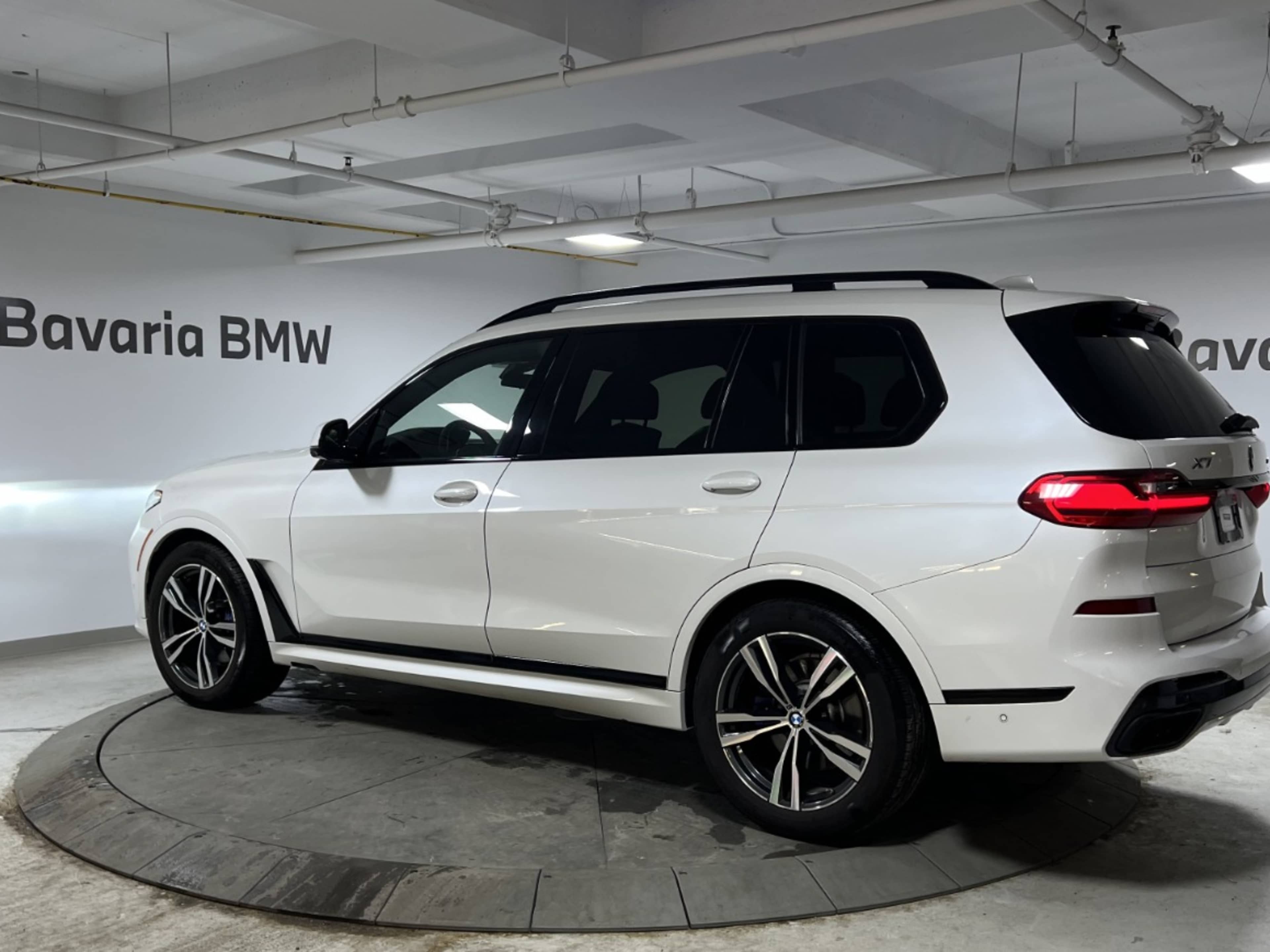 2022 Bmw X7 xDrive40i photo 2