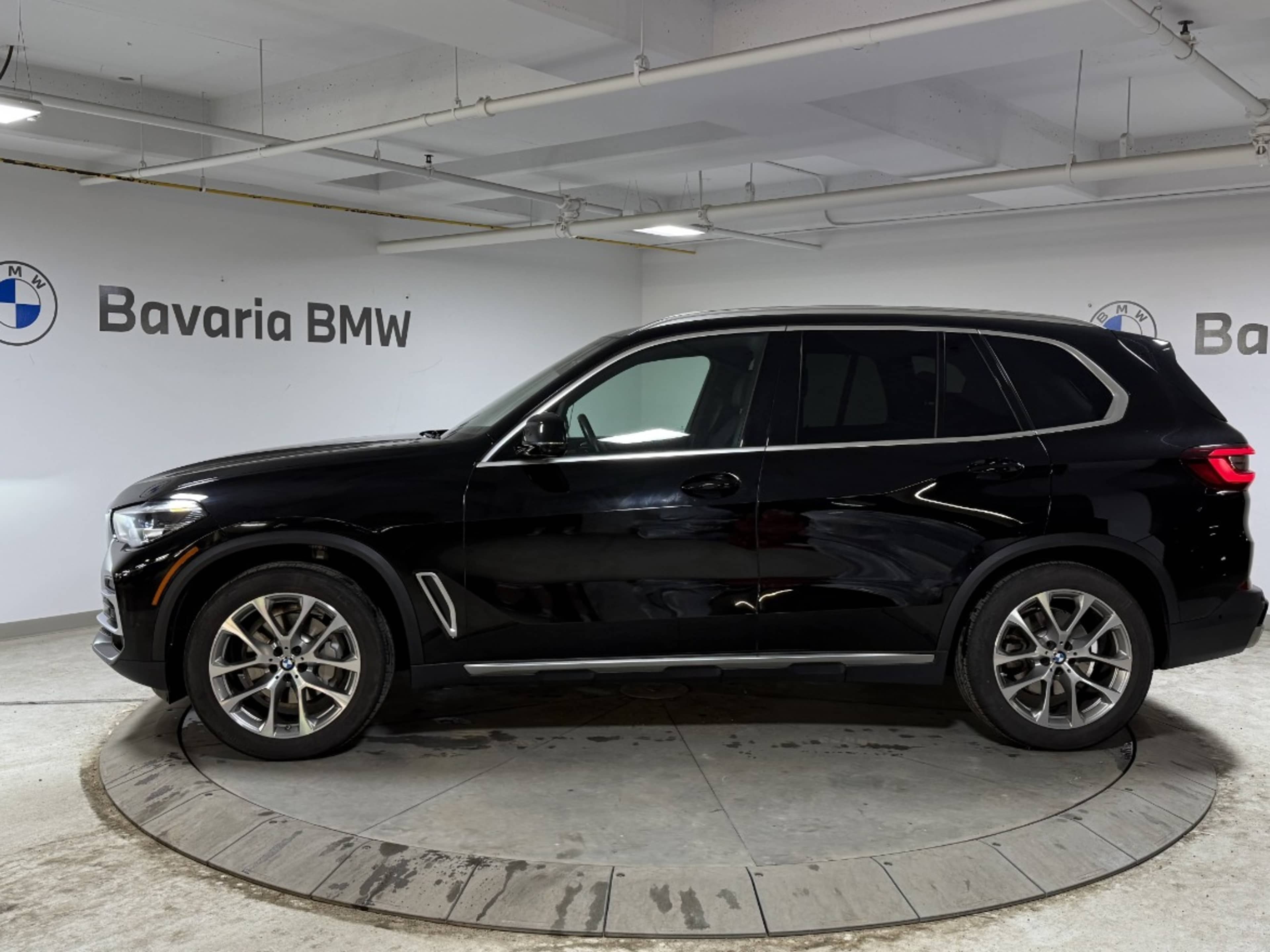 2022 Bmw X5 xDrive40i photo 2
