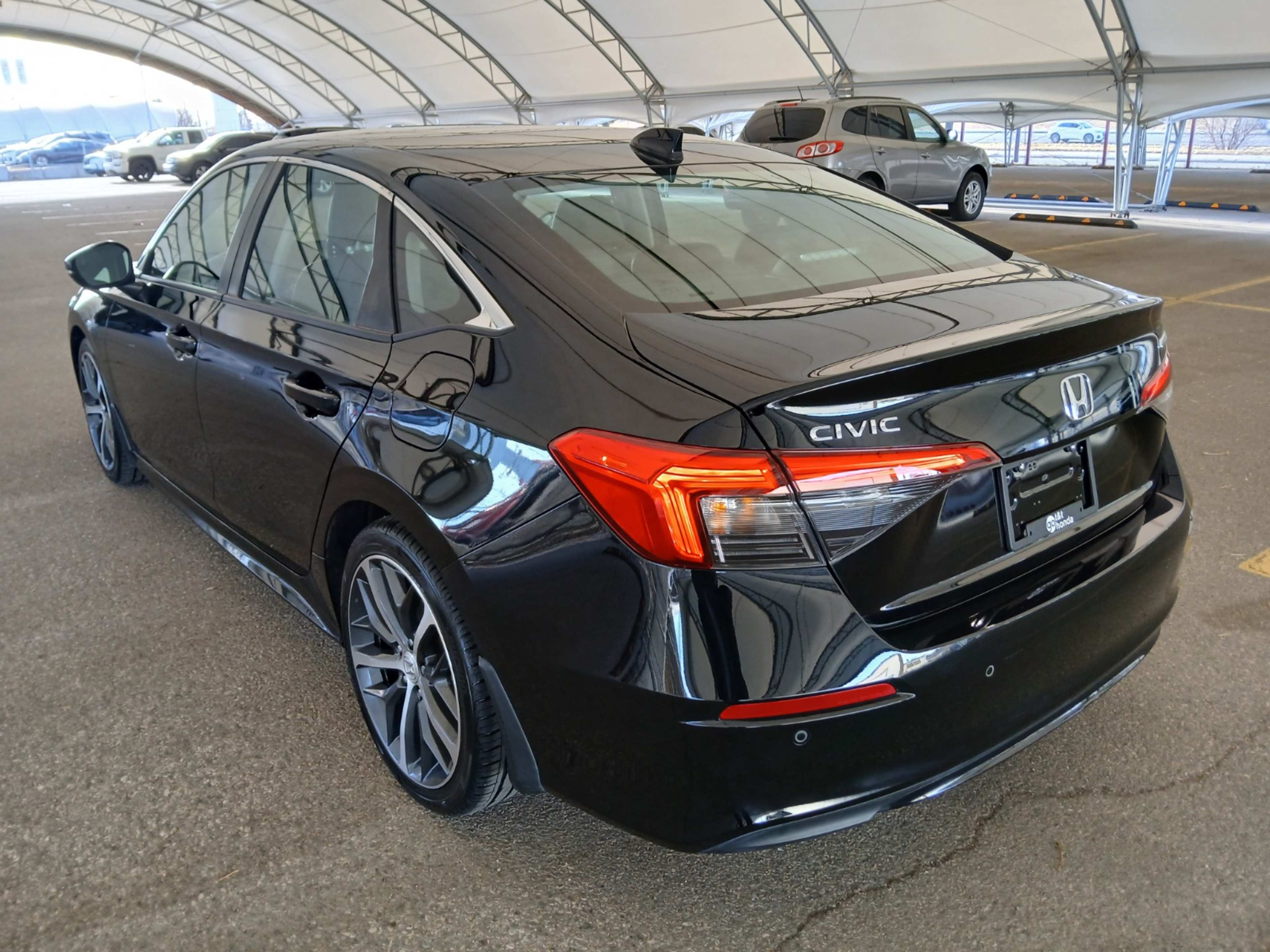 2022 Honda Civic Touring photo 4