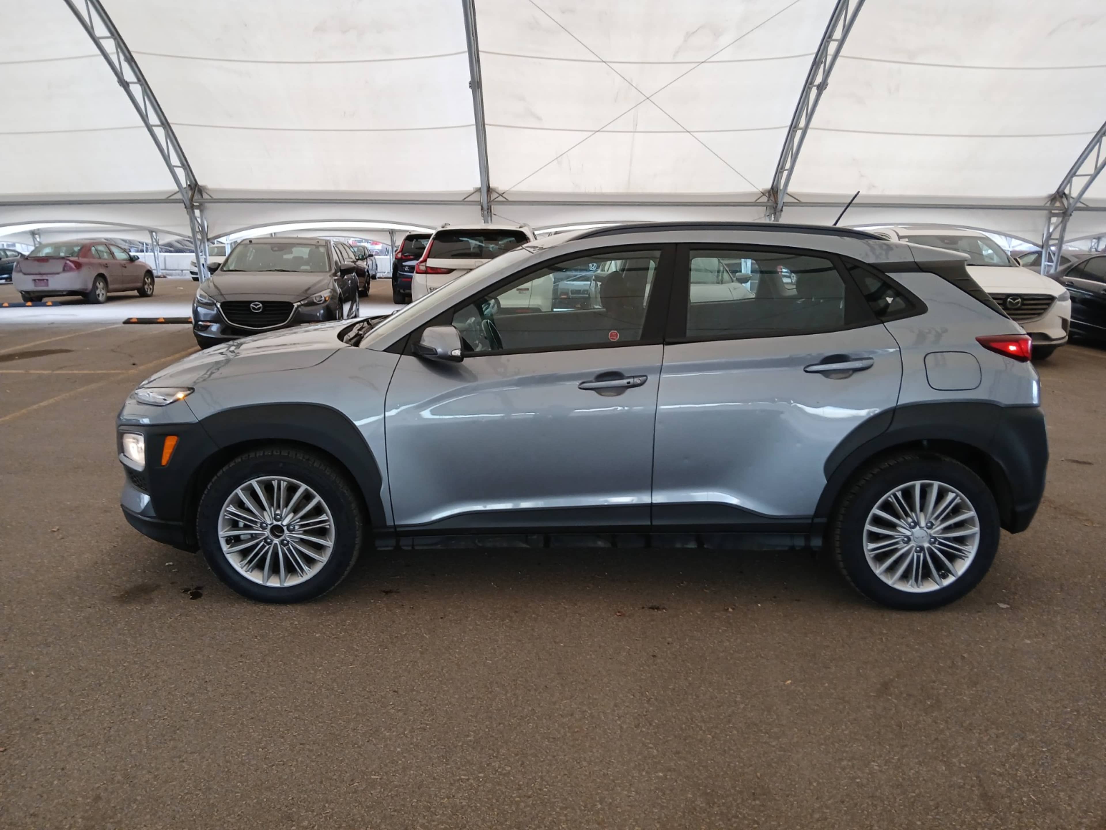 2021 Hyundai Kona SEL photo 2