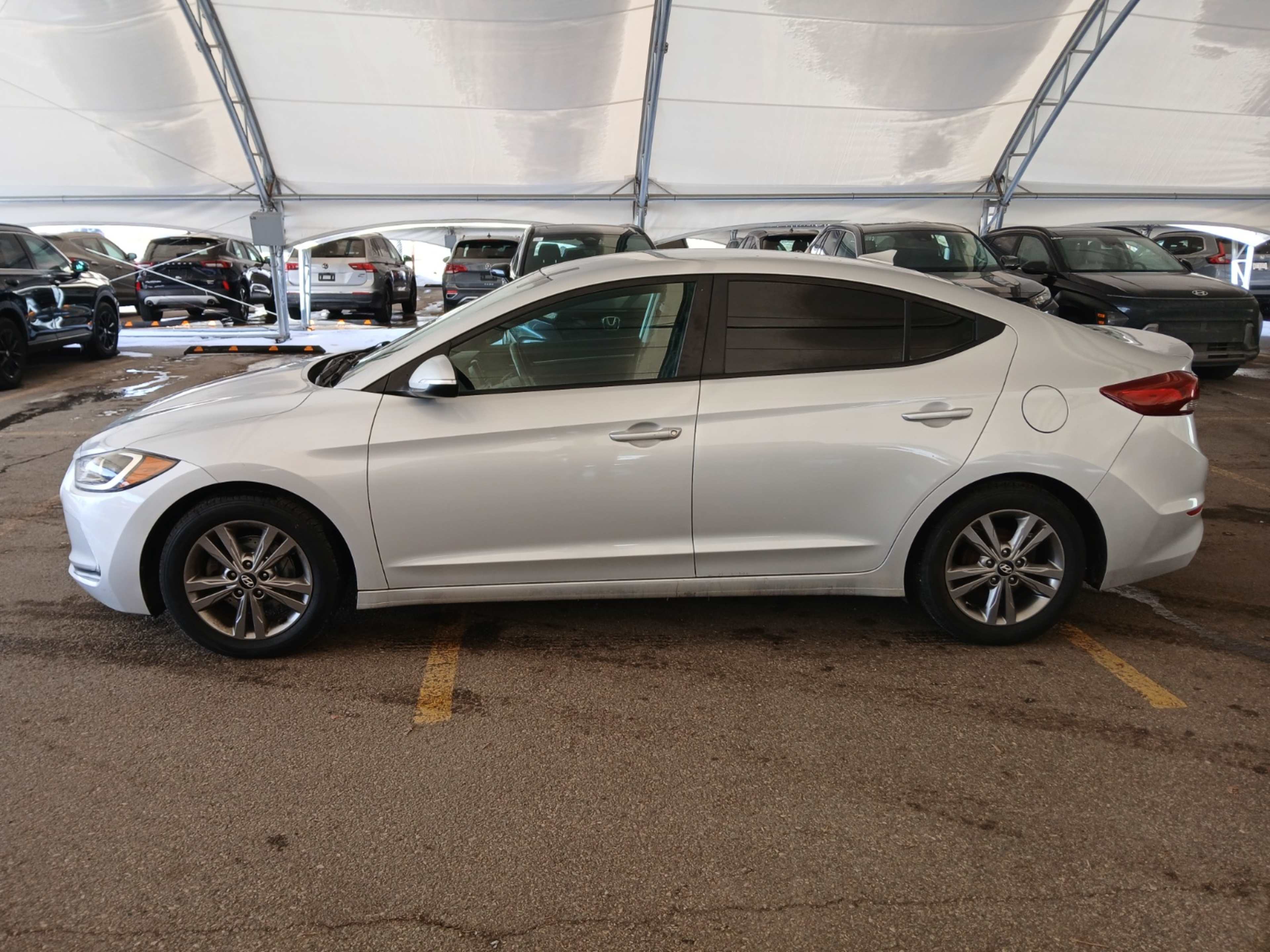 2017 Hyundai Elantra SE Tech Limited photo 3