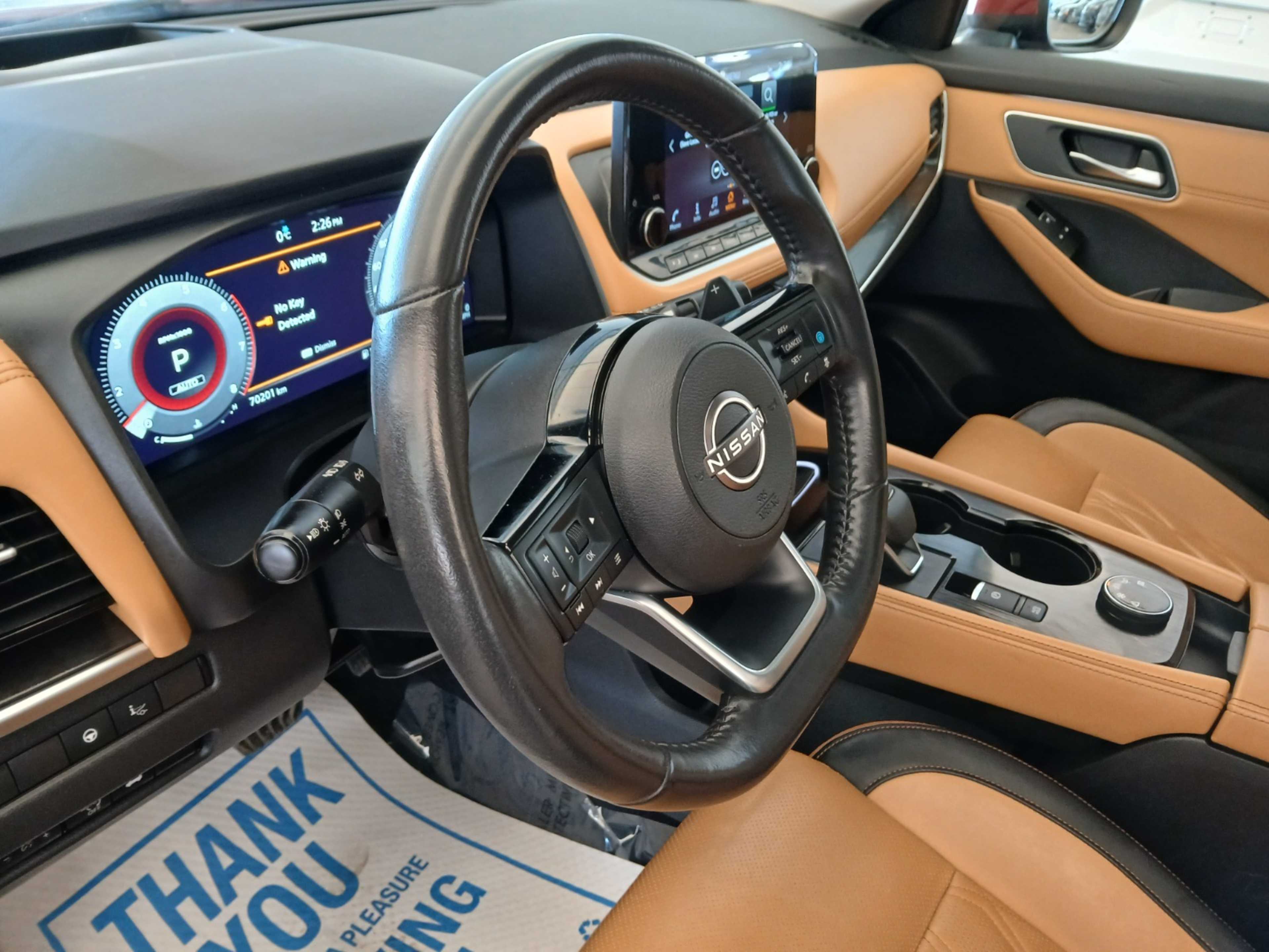 2023 Nissan Rogue Platinum photo 2