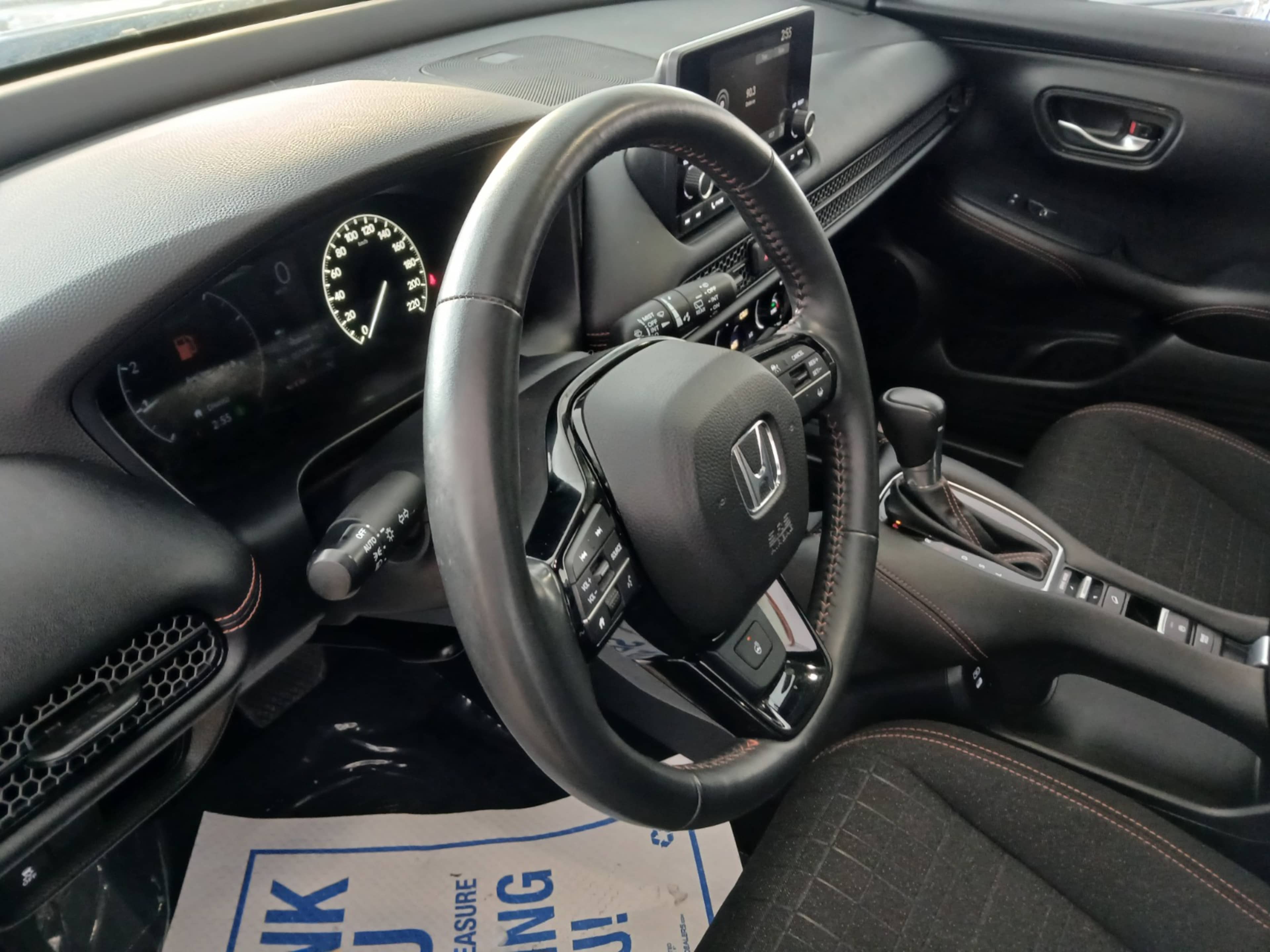 2024 Honda HR-V Sport photo 2