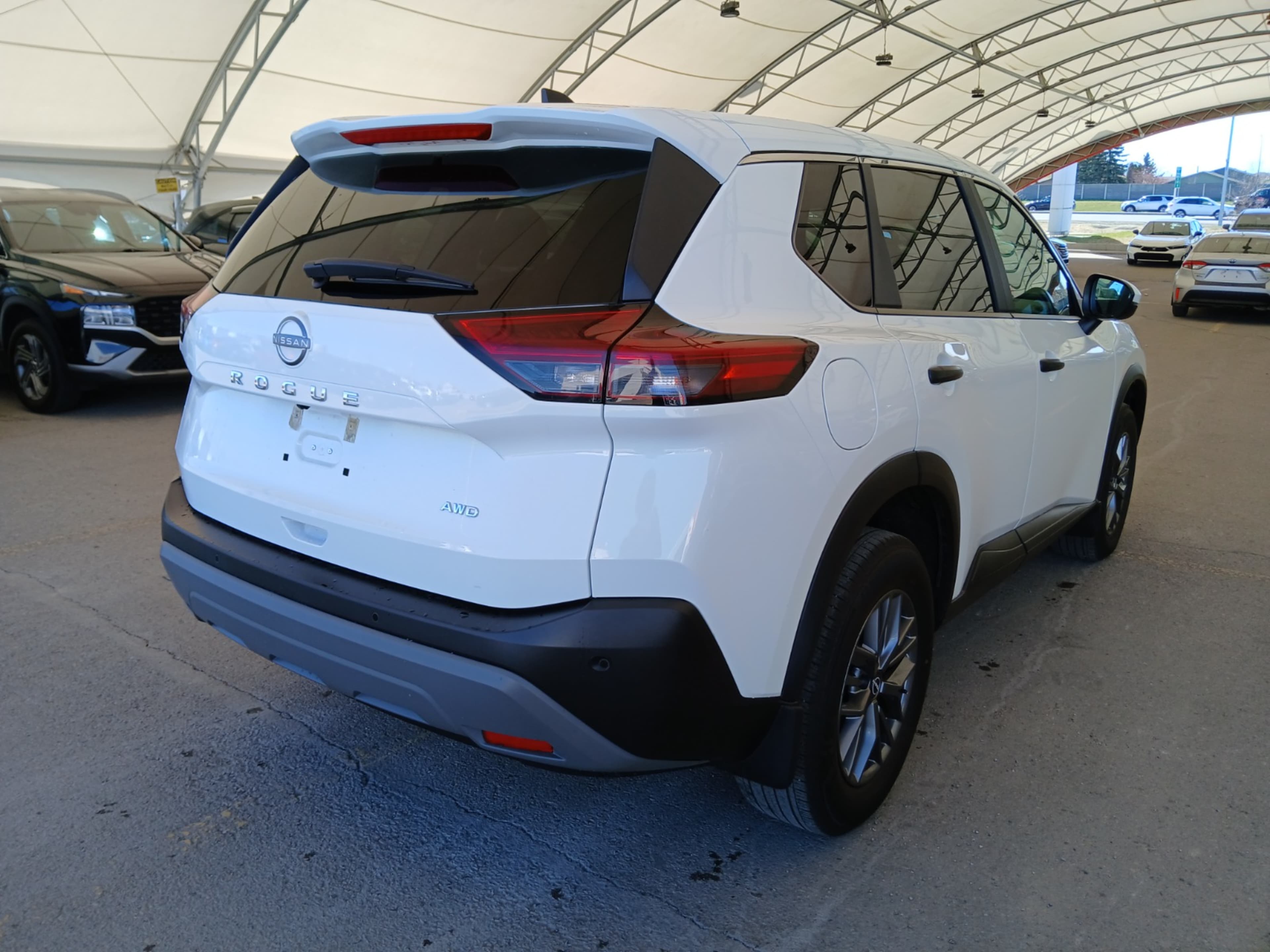 2023 Nissan Rogue S photo 4