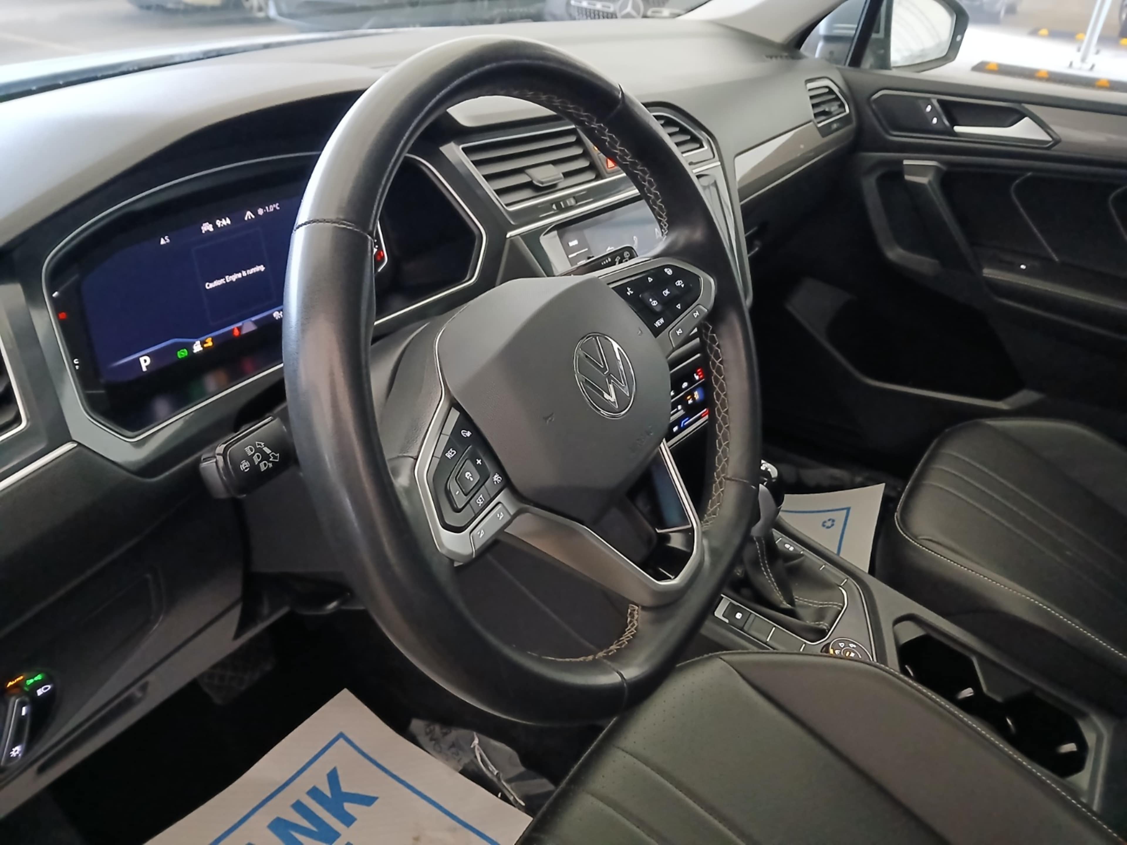 2024 Volkswagen Tiguan SE Wolfsburg Edition photo 2