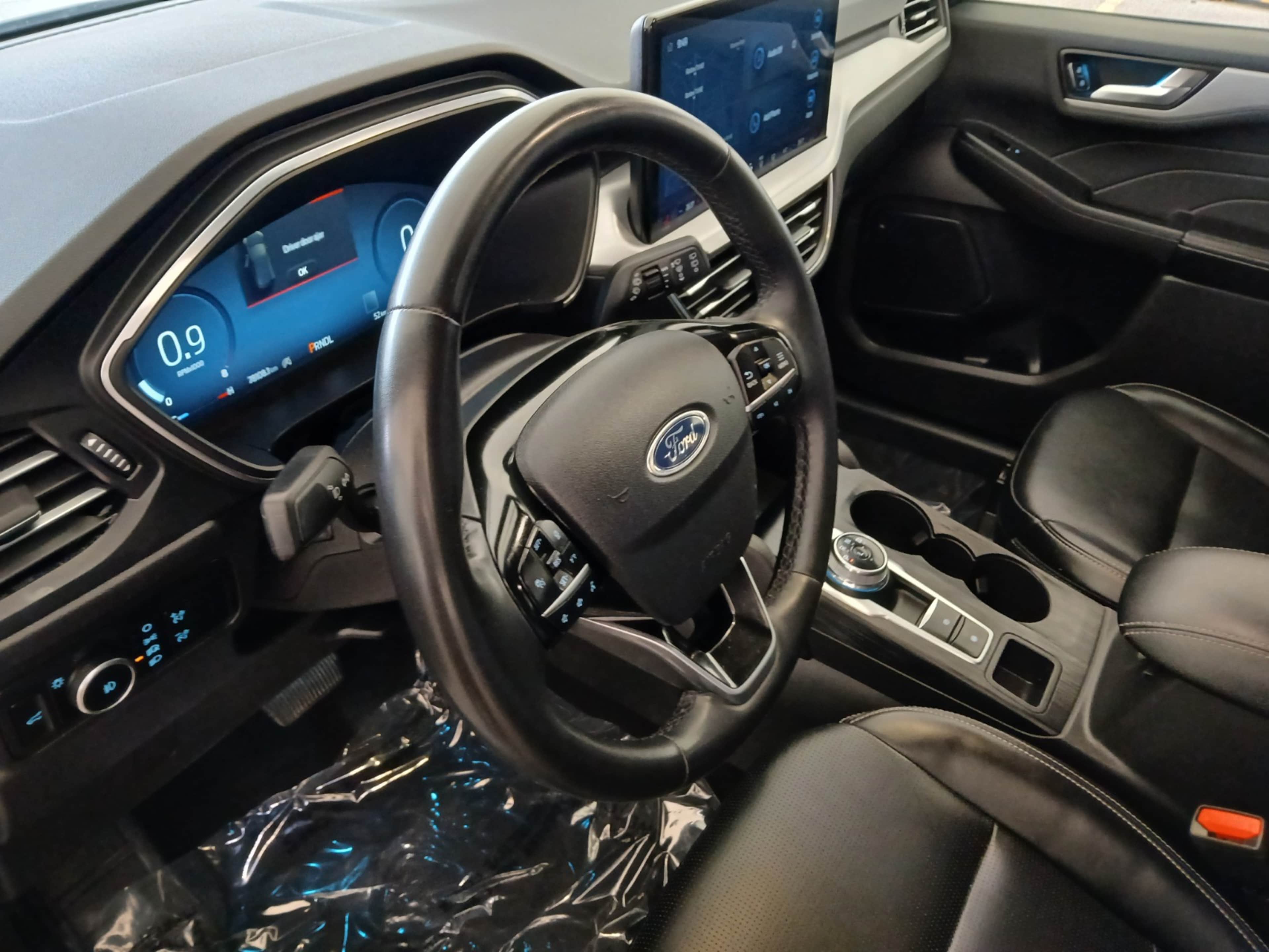 2024 Ford Escape Platinum photo 2