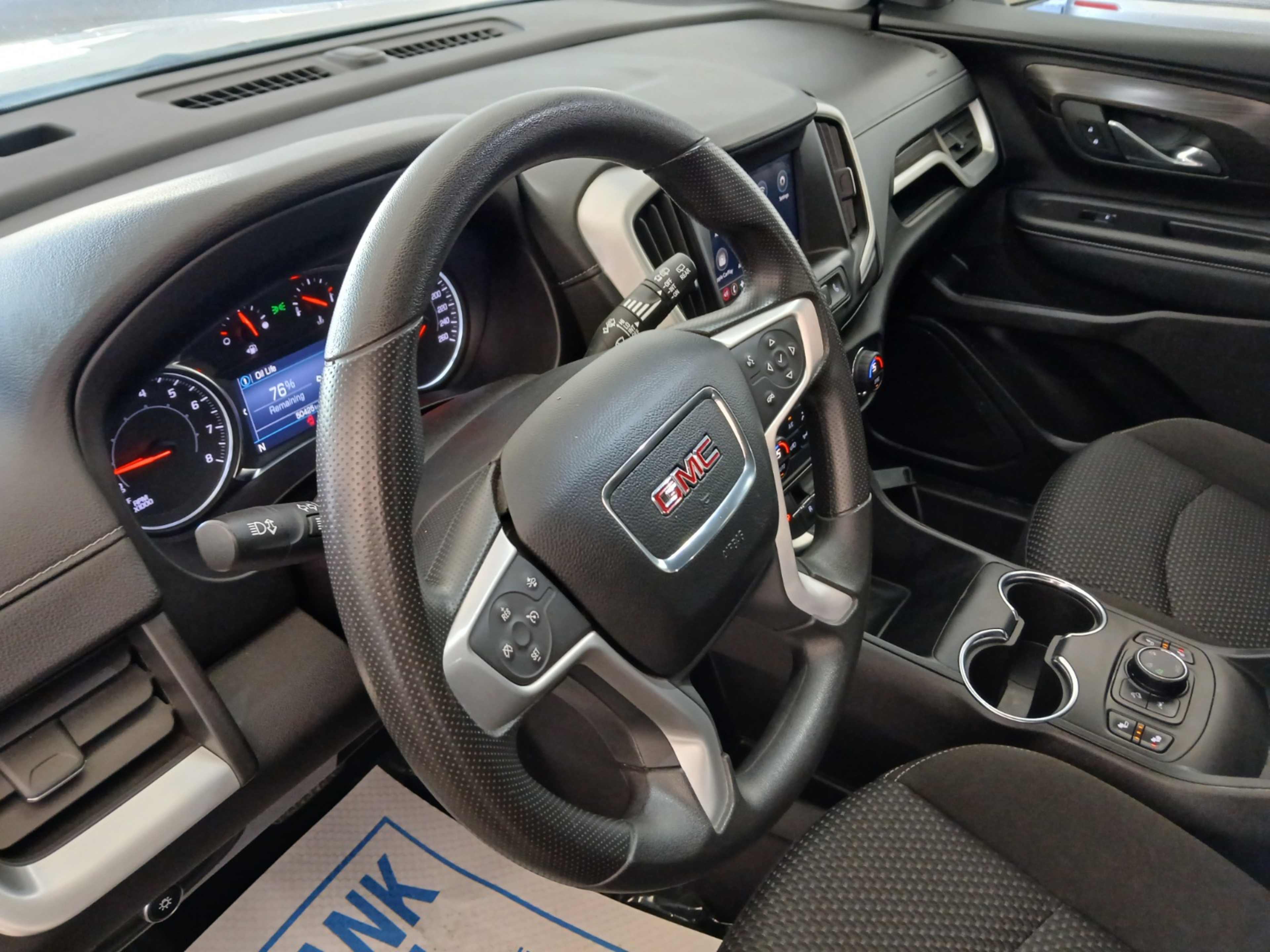 2024 Gmc Terrain SLE photo 2