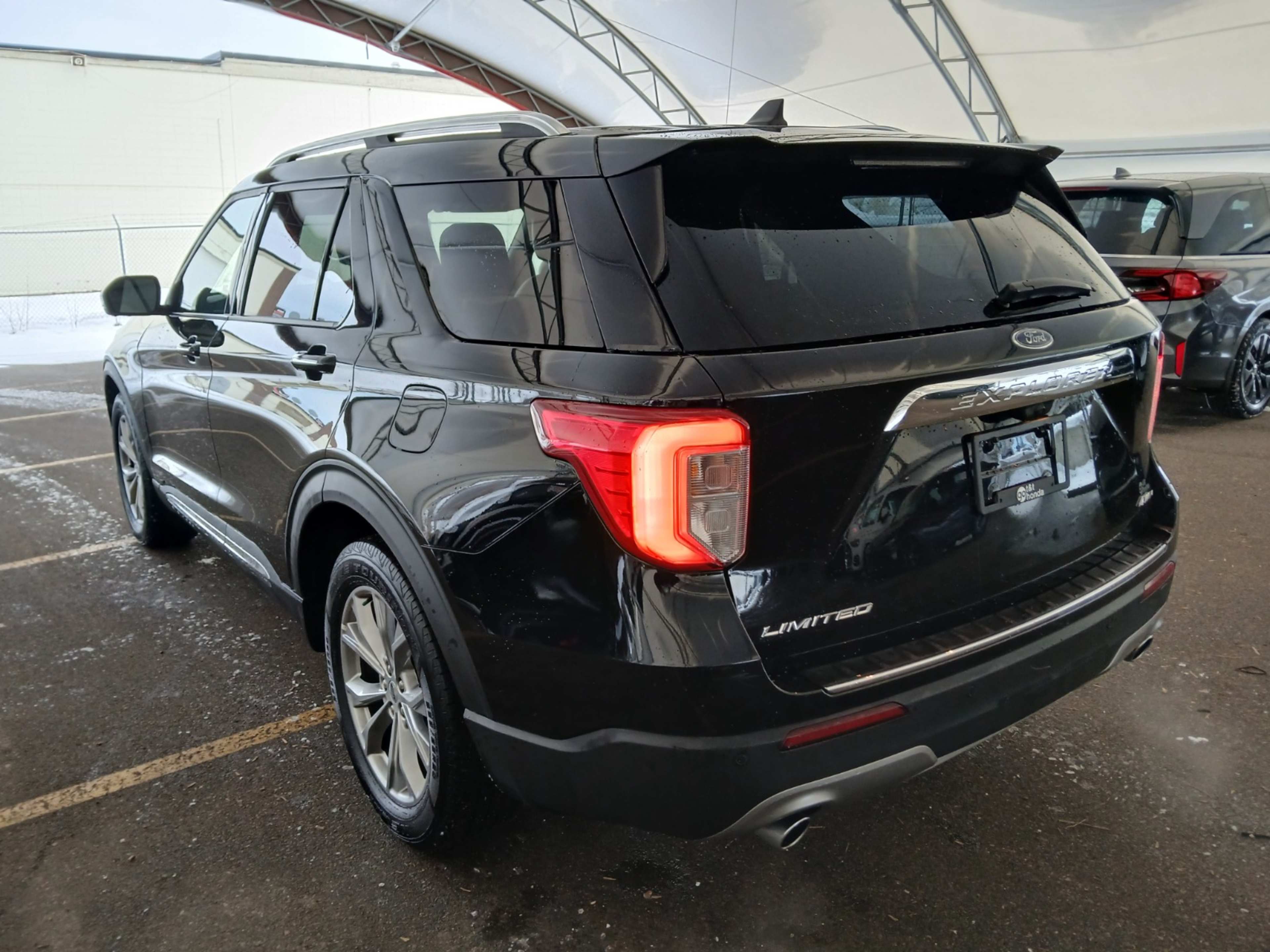 2023 Ford Explorer Limited photo 4