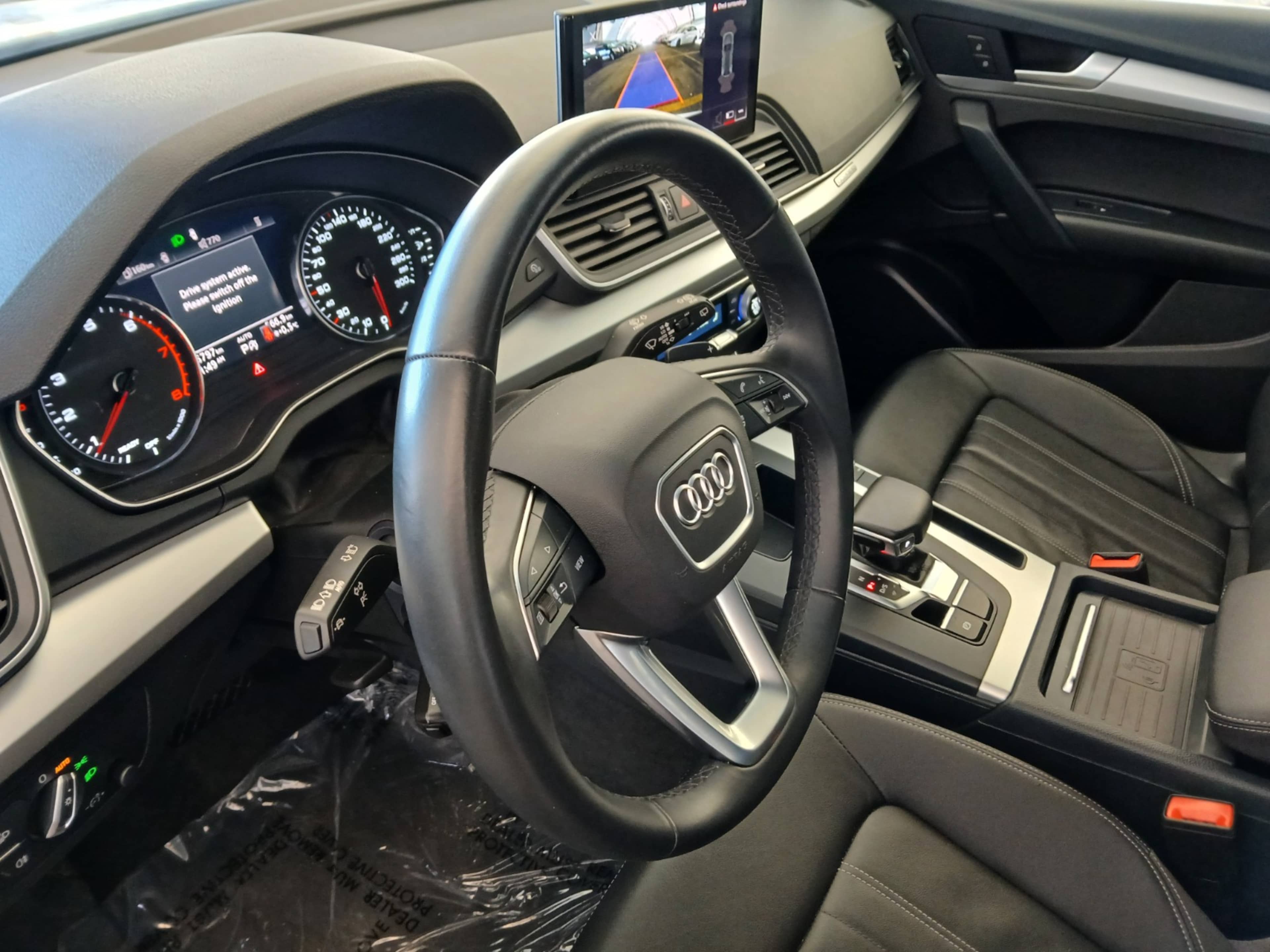 2024 Audi Q5 45 TFSI Premium photo 2
