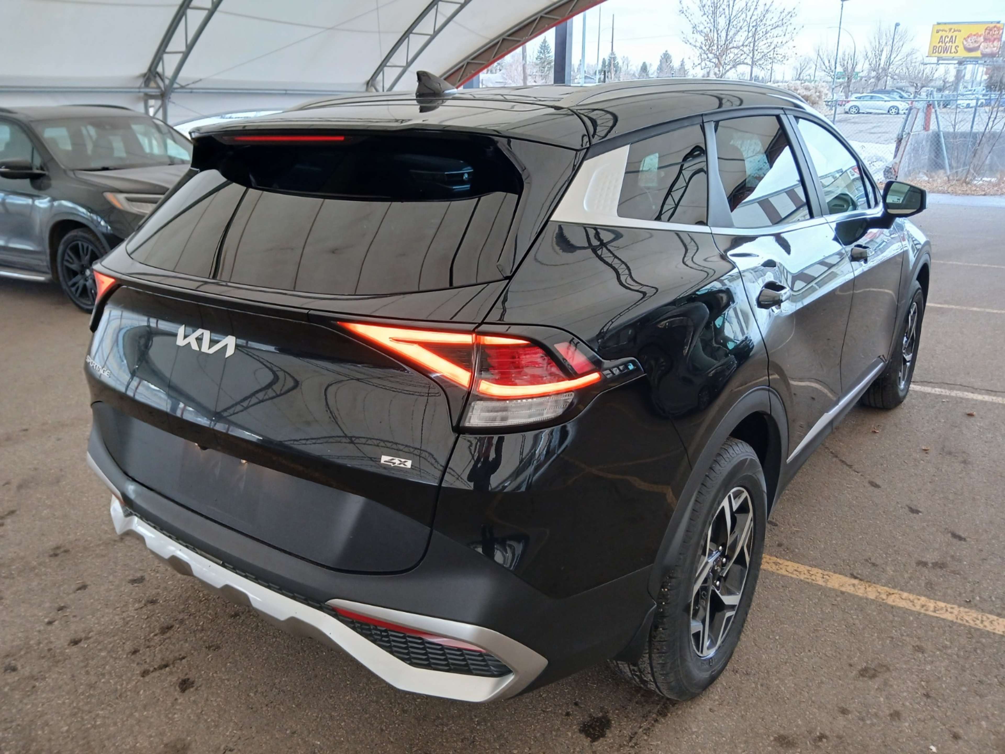 2024 Kia Sportage LX photo 4