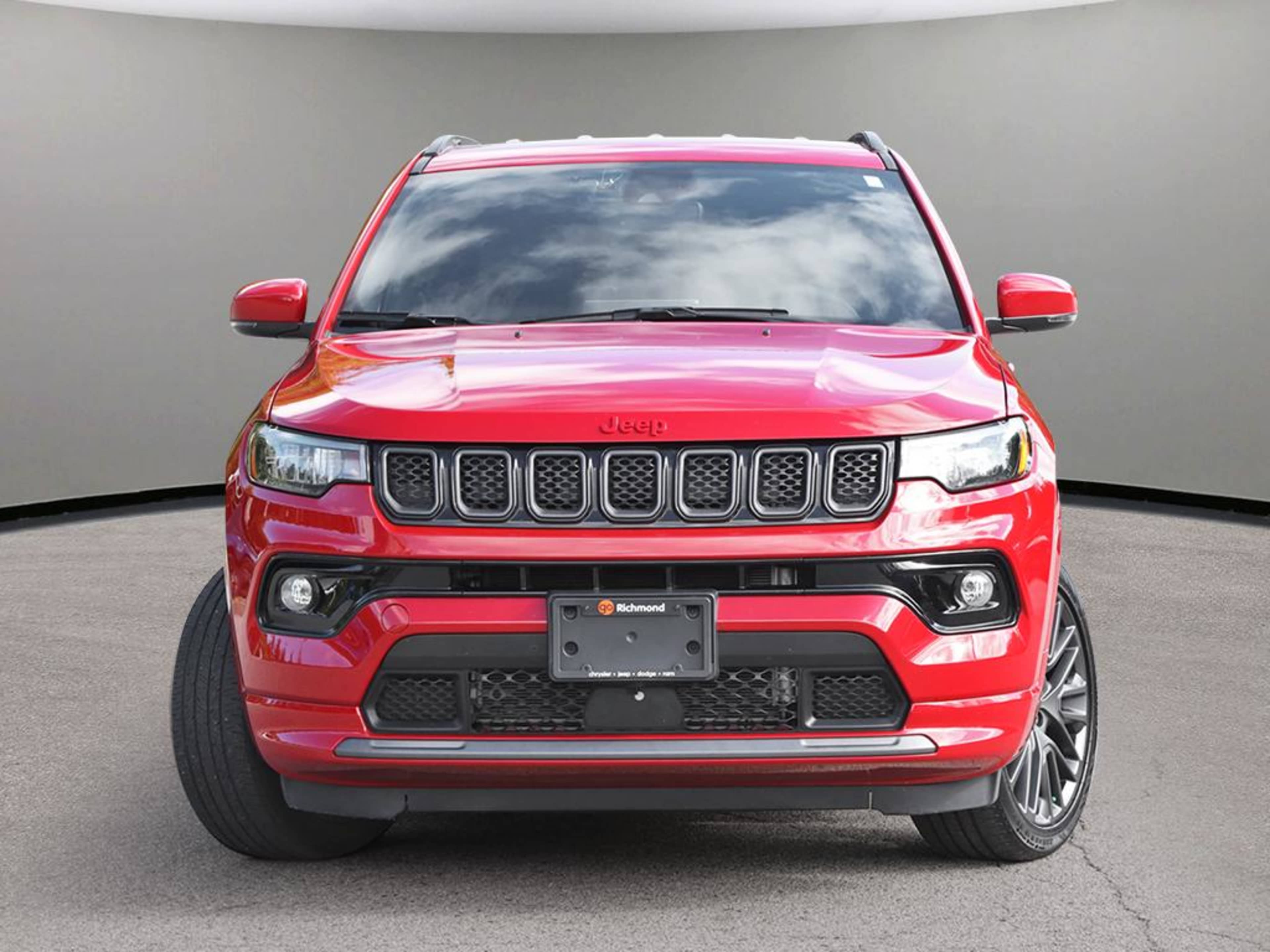 2023 Jeep Compass Red Edition photo 2