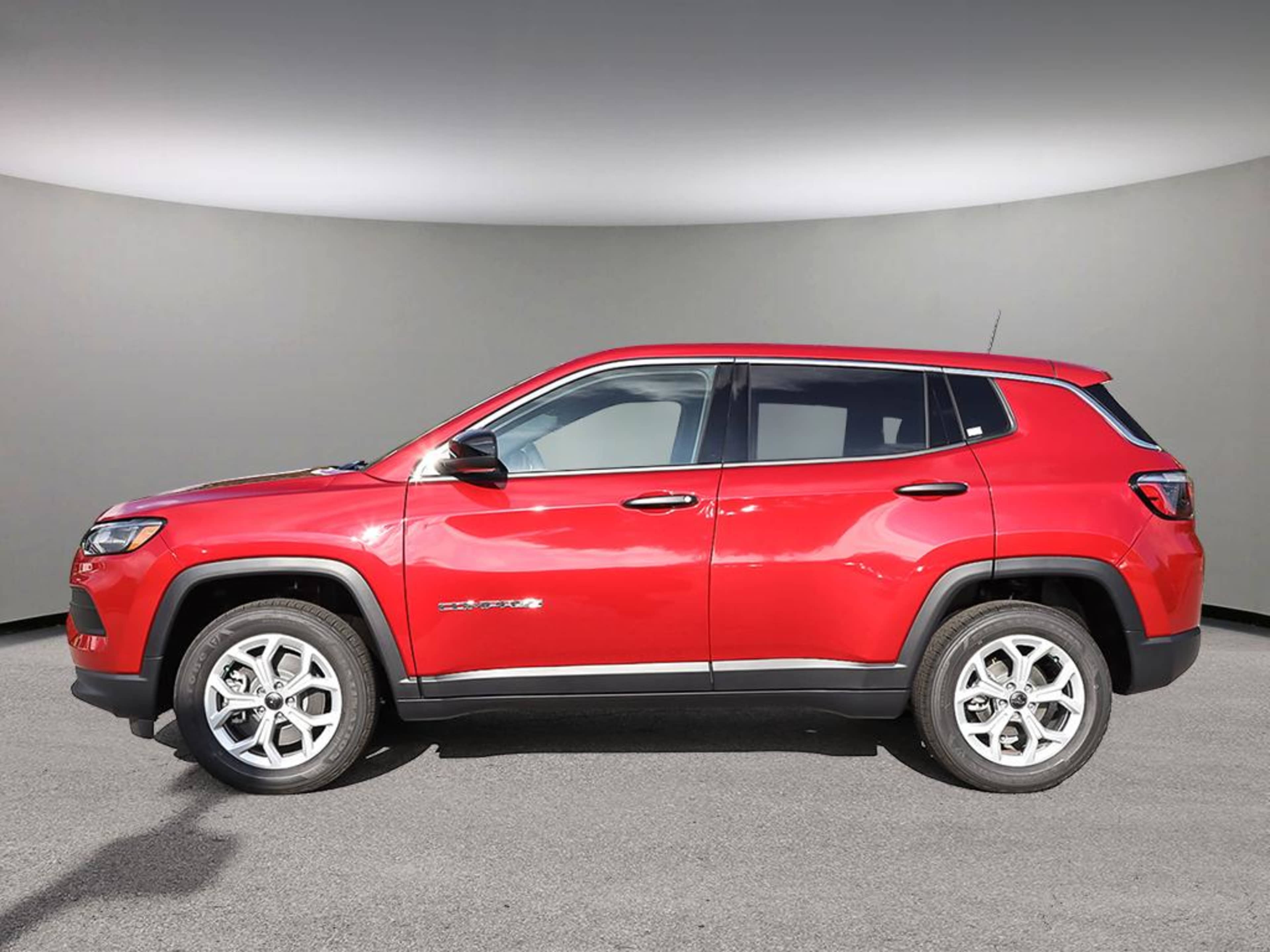 2025 Jeep Compass Sport photo 2
